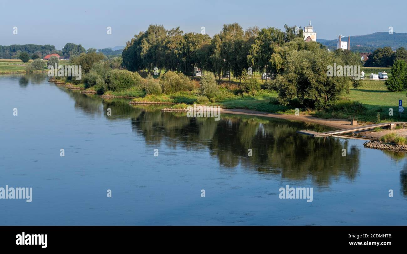 Weser, Camping Ground, site de camping-car, Rinteln, Allemagne Banque D'Images