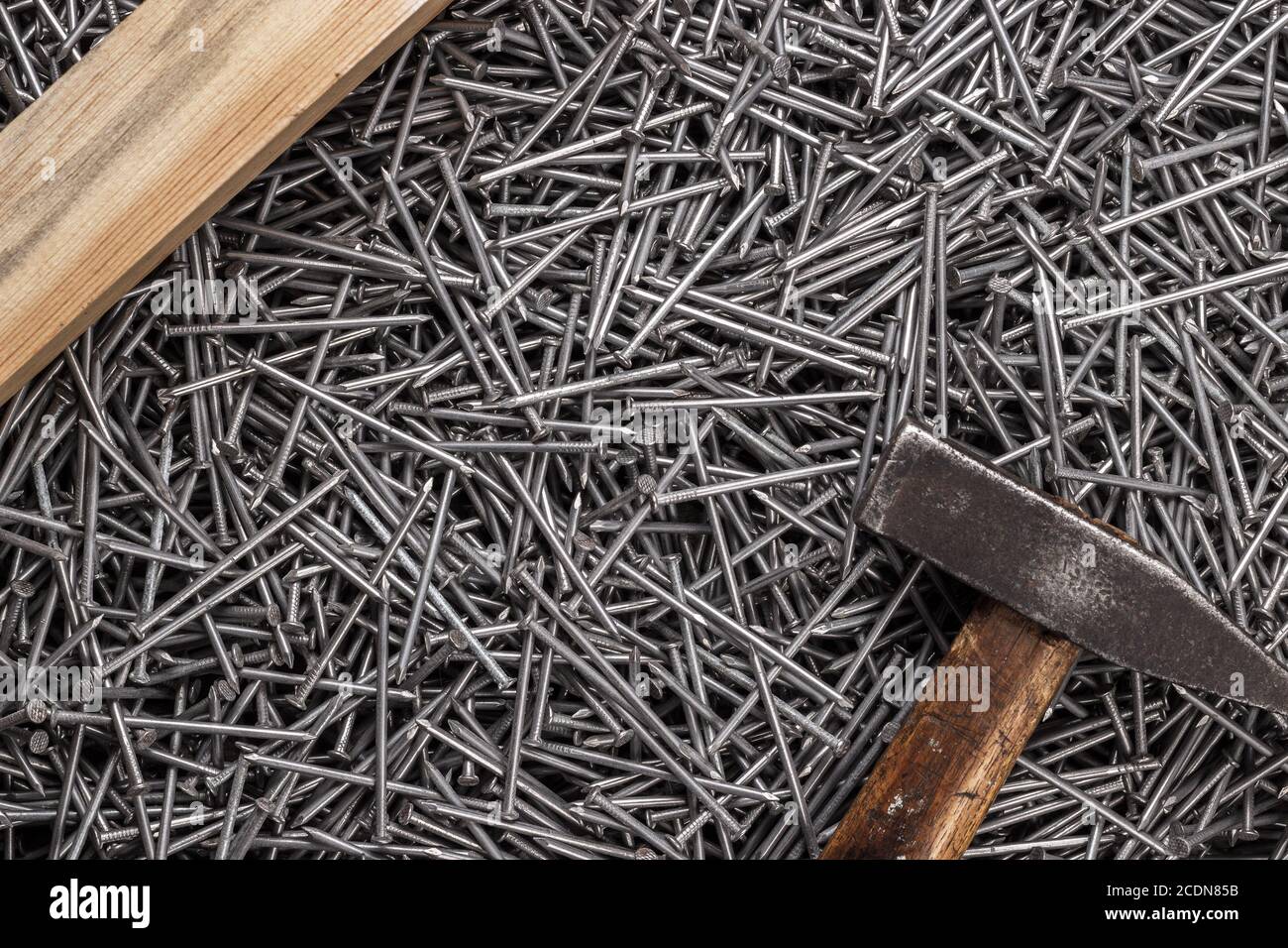 Tête De Marteau Vintage Pour Forgeron - Outil De Forge Traditionnel Ou Objet De Collection