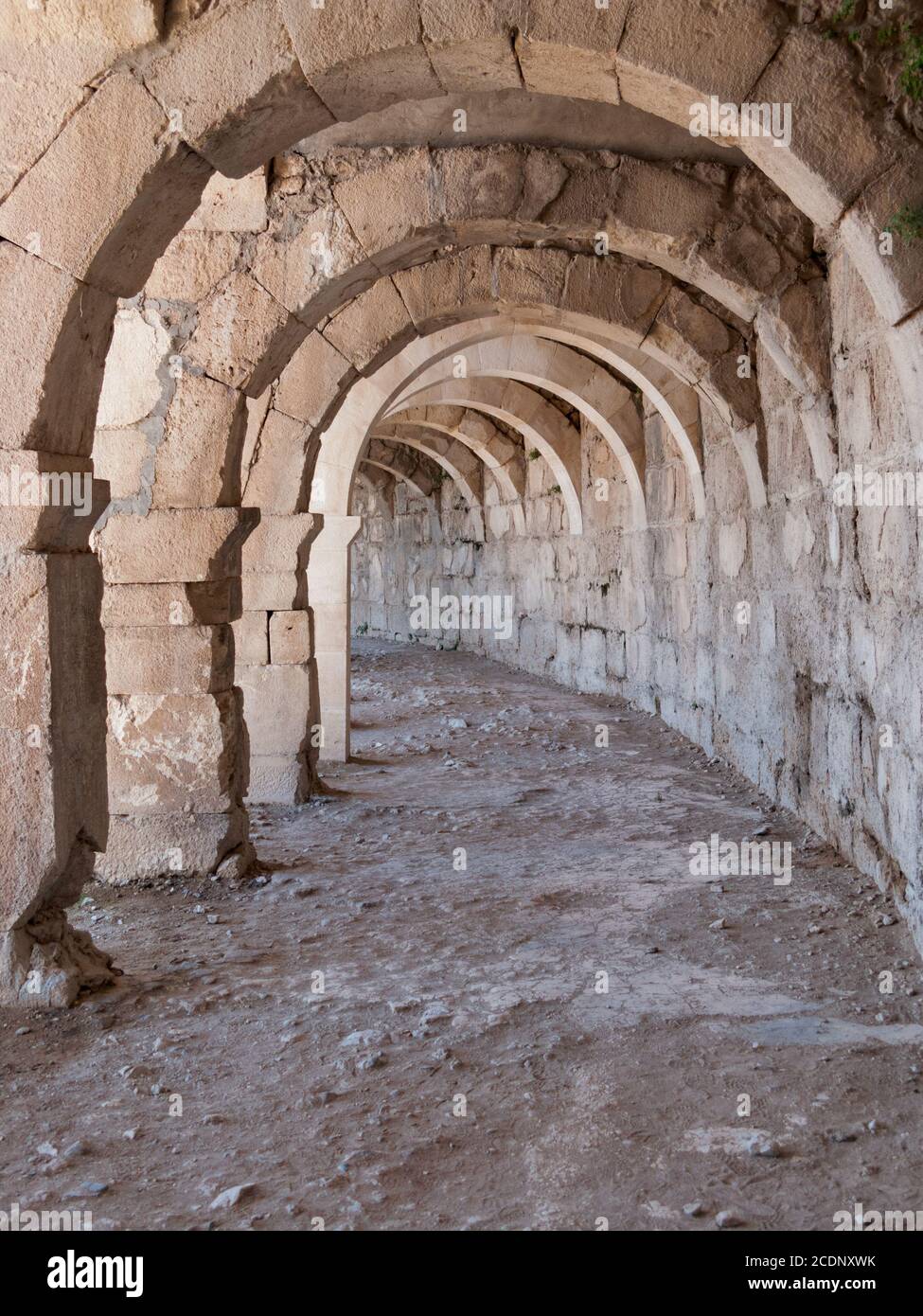 Théâtre romain d'Aspendos - structure à arcades sur la cavea Banque D'Images
