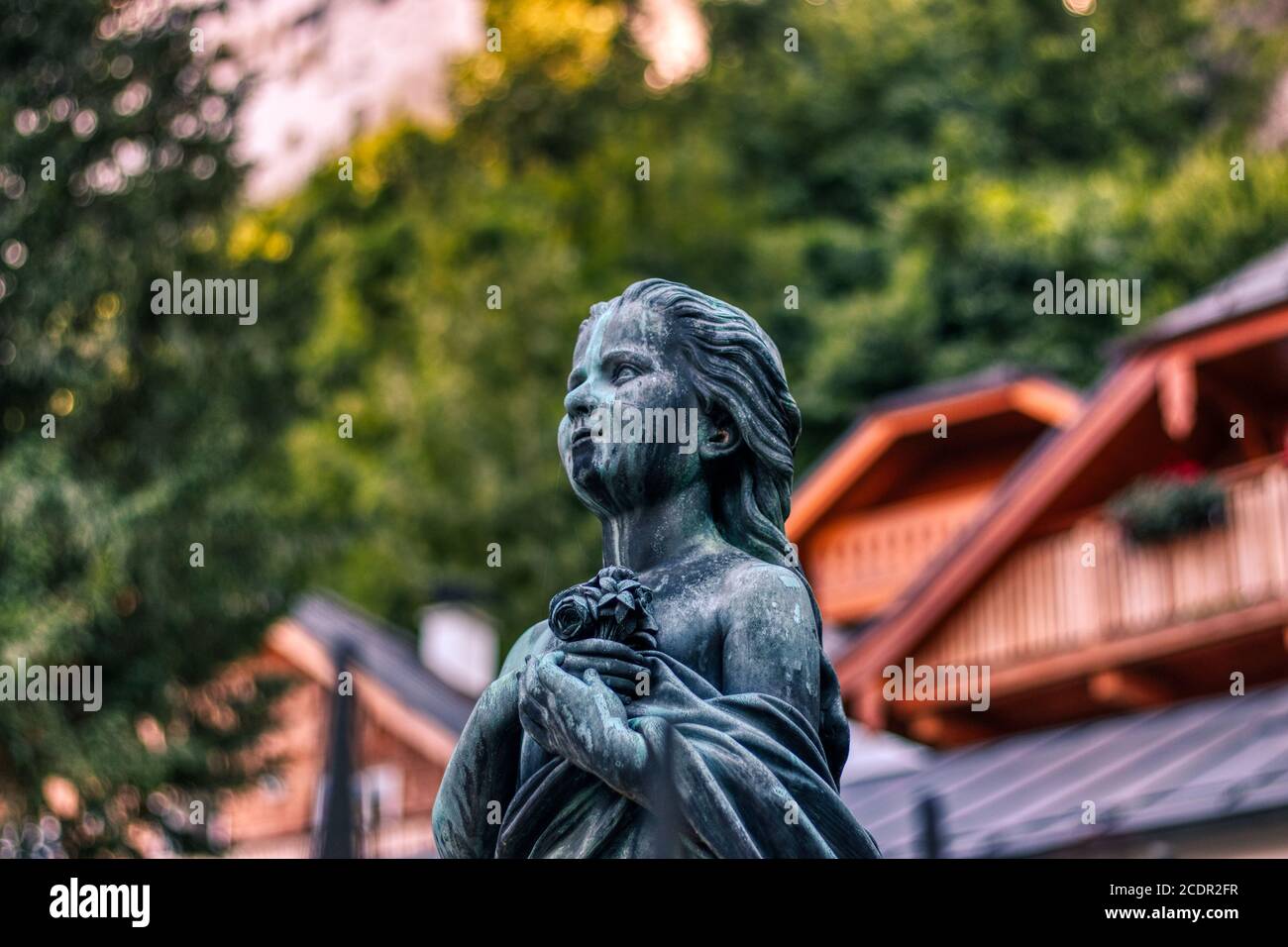 Salzbourg, Autriche - 15 septembre 2020 - statue du cimetière de Salzbourg de Petersfriedhof Banque D'Images