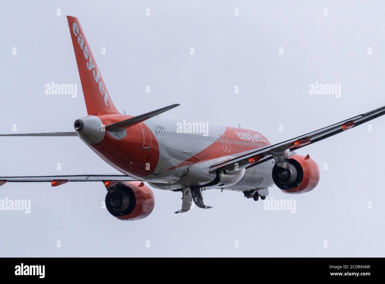 Aéroport de Londres Southend, Essex, Royaume-Uni. 29 août 2020. Les jours d'easyJet à l'aéroport Southend de Londres sont à la baisse après l'annonce que la compagnie aérienne budget fermera sa base dans l'Essex en raison du ralentissement des voyages COVID-19, avec la perte de nombreux emplois. Le vol easyJet U27447 à destination d'Ibiza, partant à 17:25, est le dernier service vers cette destination Banque D'Images