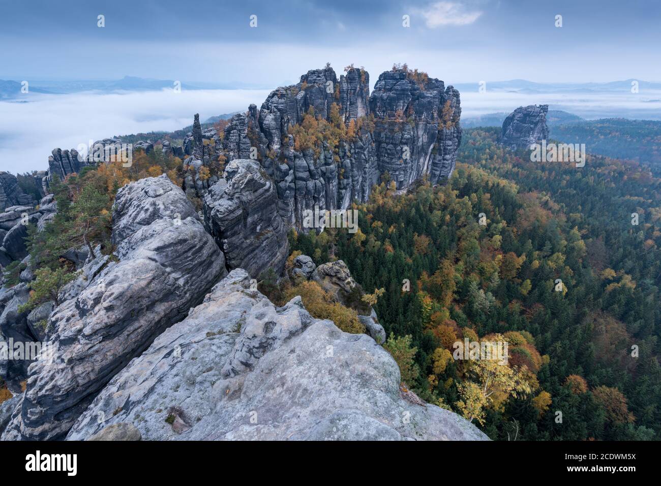 Montagnes de Grès de l'Elbe à l'automne Banque D'Images