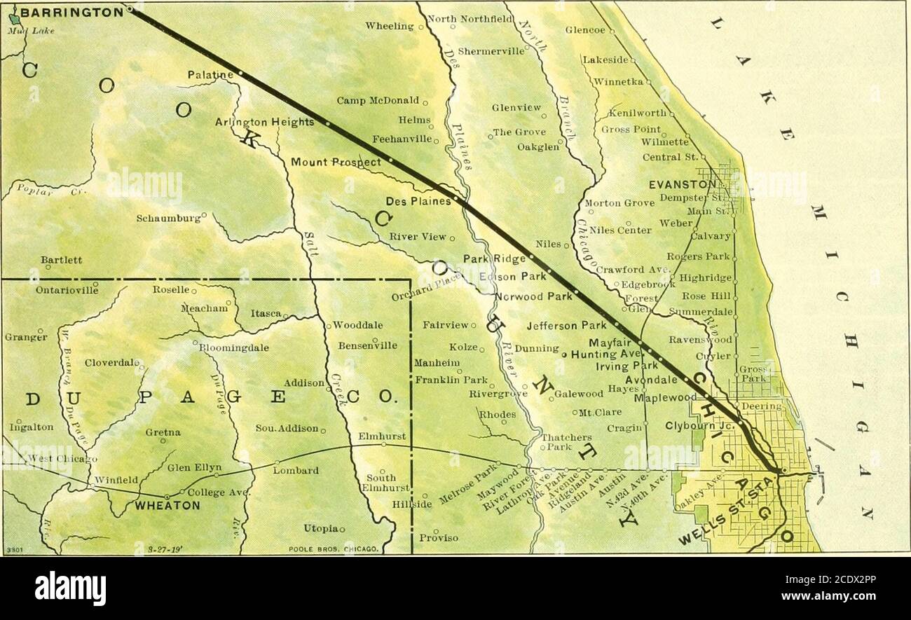 . Le beau pays près de Chicago . tion a induit beaucoup de Chicagos personnes occupées à rendre leur homesdans cette ville agréable. LA division du Wisconsin, qui s'étend dans une direction nord-ouest de la ville, diverge de la Milwaukee Divisionat Clybourn Junction. La beauté naturelle du pays a provoqué de nombreux points sur cette ligne, et qui ont développé des banlieues magnifiques offrant des sites de résidence de choix. En tant que route de voyage, la division du Wisconsin mène maintenant des installations pour la conduite du trafic entre Chicago et le nord-ouest. De notification particulière dans ses nombreux tr Banque D'Images