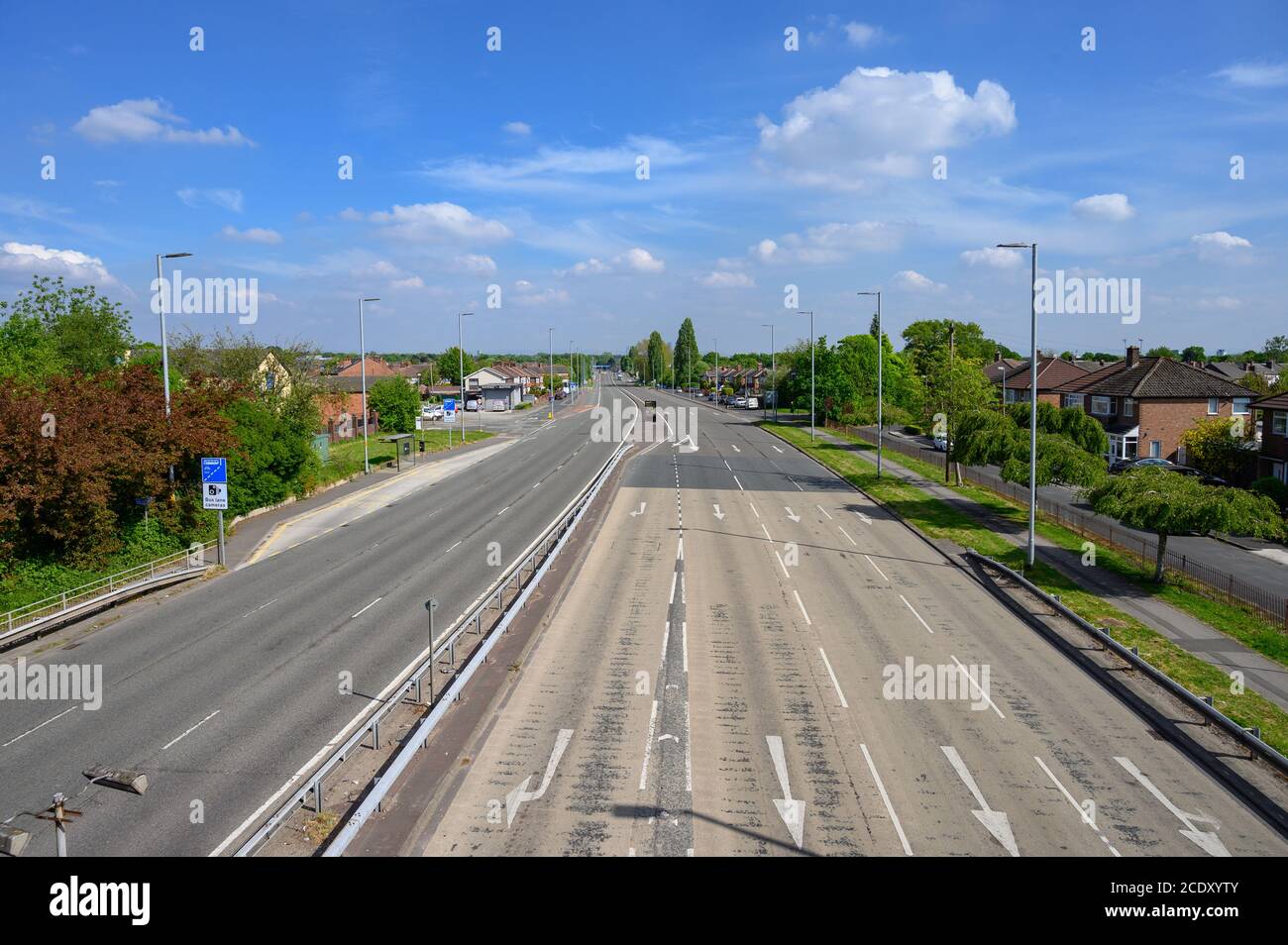 East Lancs Road, A580, carrefour de Moorside Road, pendant l'éclusage Banque D'Images