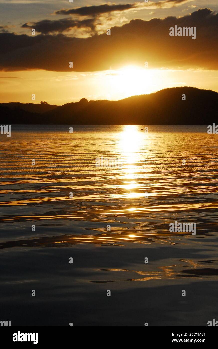 Coucher de soleil sur le lac Rotorua, Ngongotaha, Nouvelle-Zélande Banque D'Images