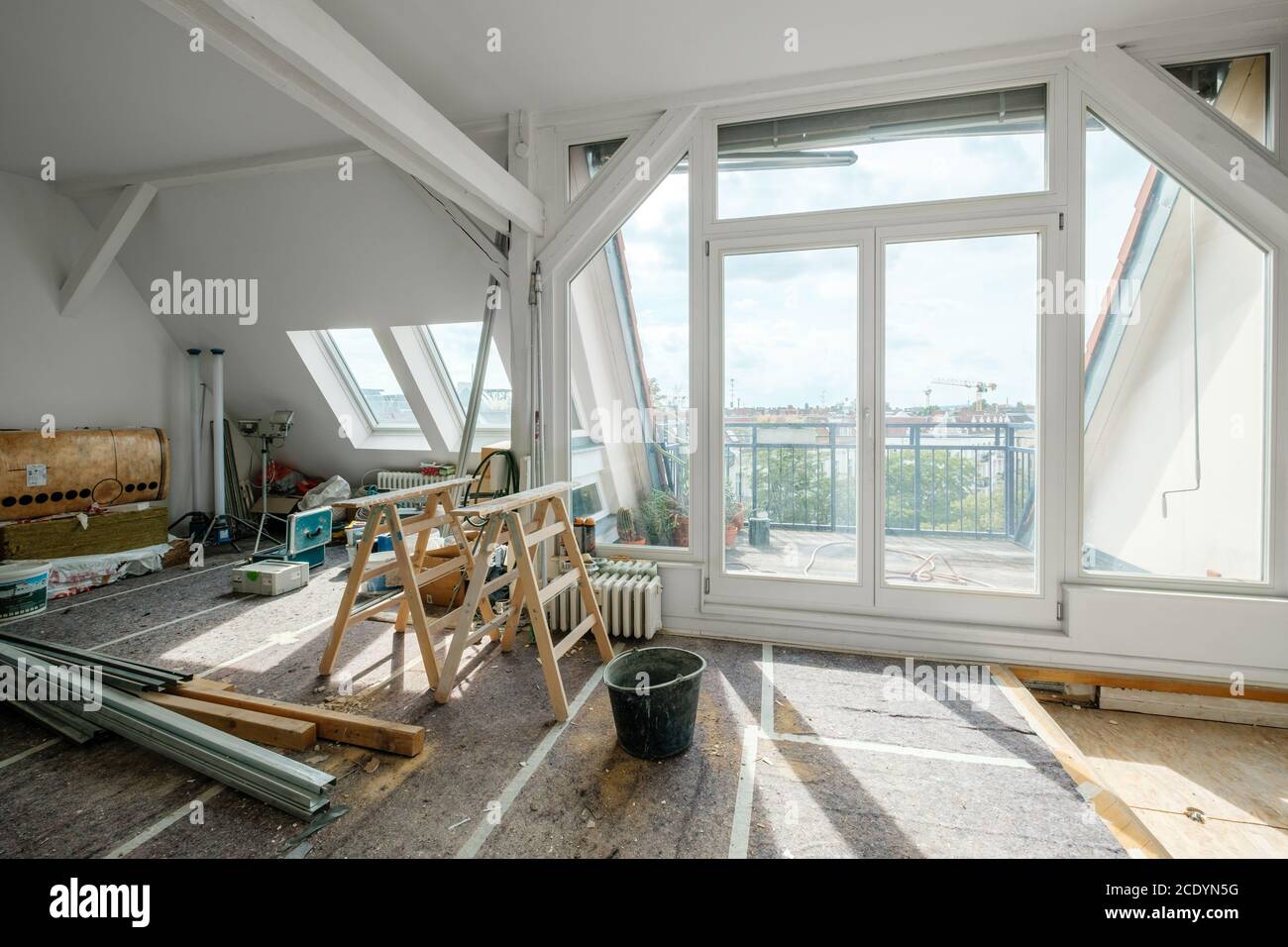 Chambre loft en rénovation, rénovation d'appartement Banque D'Images