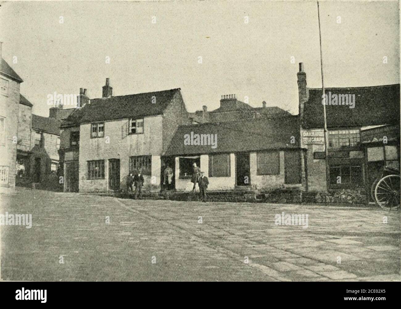 . L'origine et l'histoire de l'église méthodiste primitive . Ty-deux ans. Puis, quand j'avais allumé * J. Barfoots Diamond dans le Rough, pp. 85-6. N 2 180 MÉTHODISTE PRIMITIF CHUKCH. Le feu, je me suis étrié pour prier, et ainsi 1 a eu deux feux allumés à la fois. Après que j'ai attendu vingt minutes, j'ai geré à vos volets pour vous rappeler qu'il était temps de se préparer à rencontrer la classe. À sept ans, je suis allé dans le vieux Williams pour diriger la classe, et il est venu à la chapelle pour diriger la réunion de prière, et de marquer, il a toujours holdles réunions de prière et les réunions de classe une heure. Il fera appel au memberstwice ou à l'thric Banque D'Images