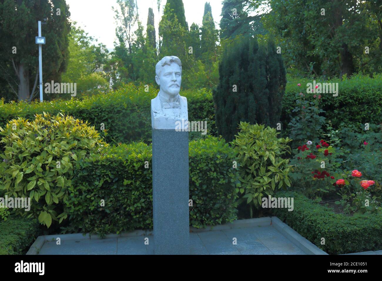 Buste de l'écrivain, maison musée de A.P. Chekhov, Yalta, Crimée Banque D'Images
