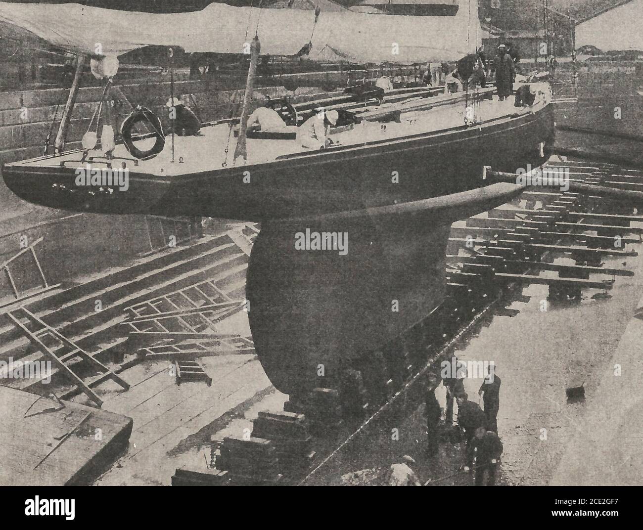 Le Shamrock IV en cale sèche - concurrent pour le Coupe de l'Amérique Banque D'Images