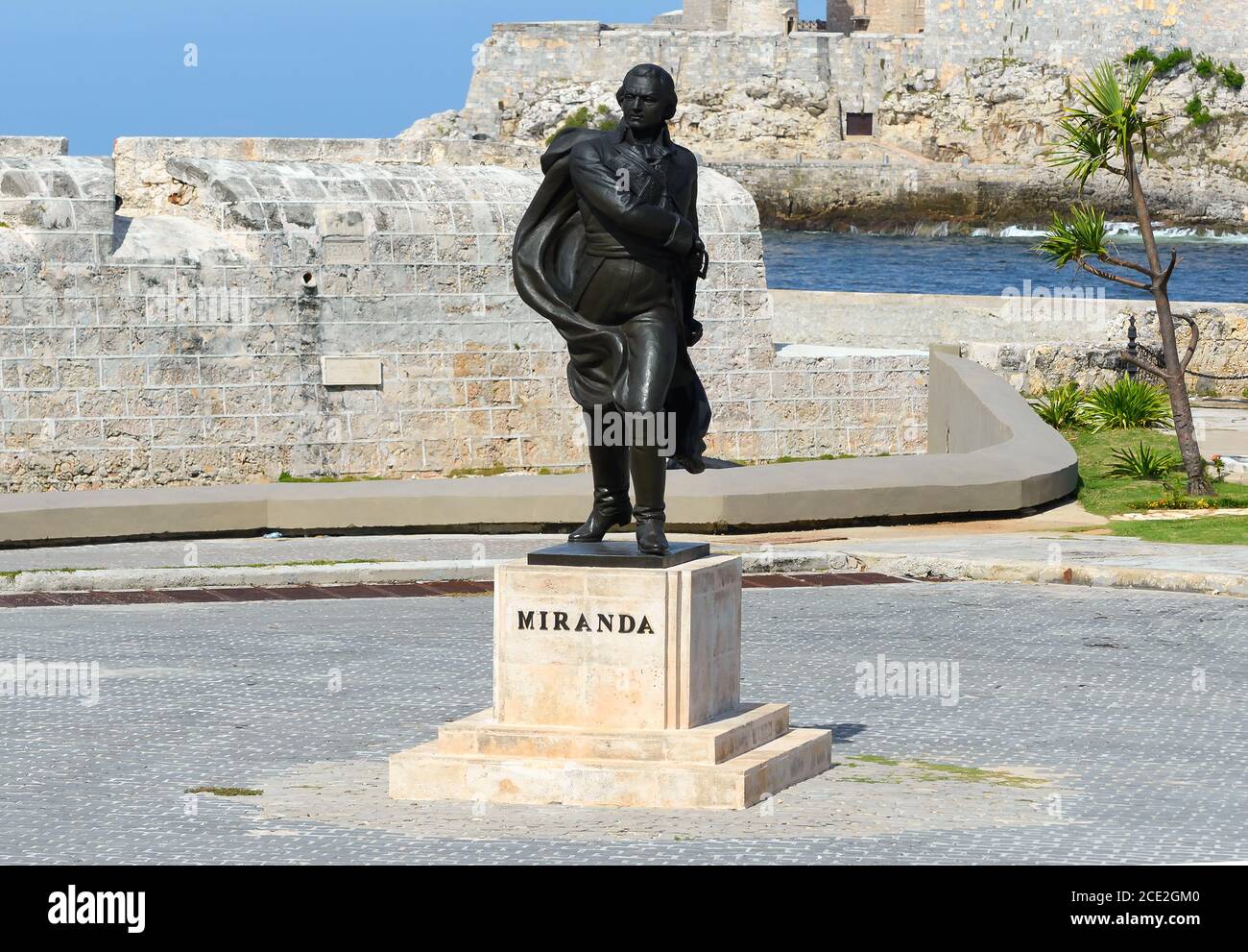 Statue de Francisco Miranda à la Havane, Cuba. Statue de bronze située dans le Malecon de la Habana. Sebastian Miranda était un chef militaire vénézuélien Banque D'Images