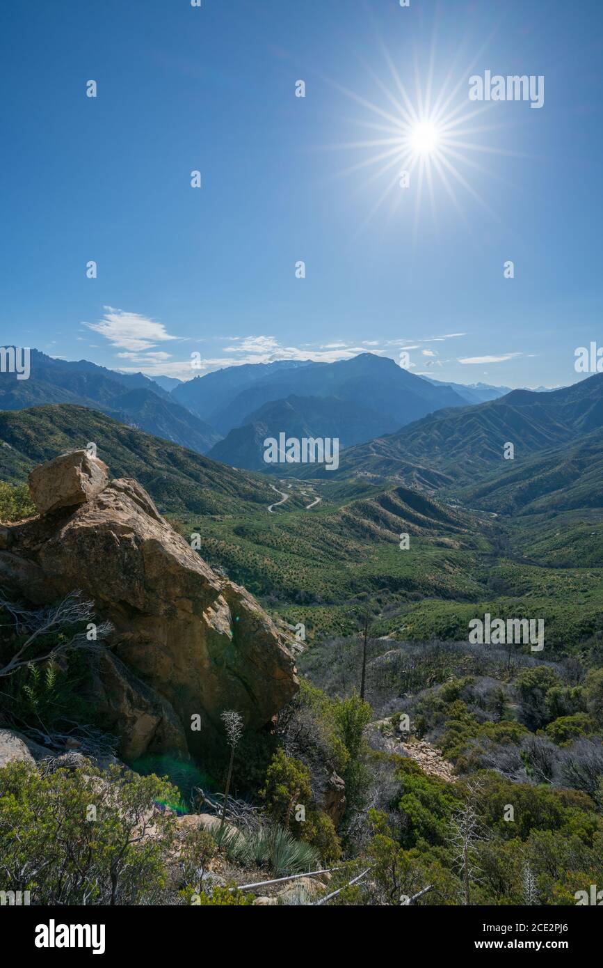 route panoramique dans le parc national du kings canyon aux états-unis Banque D'Images