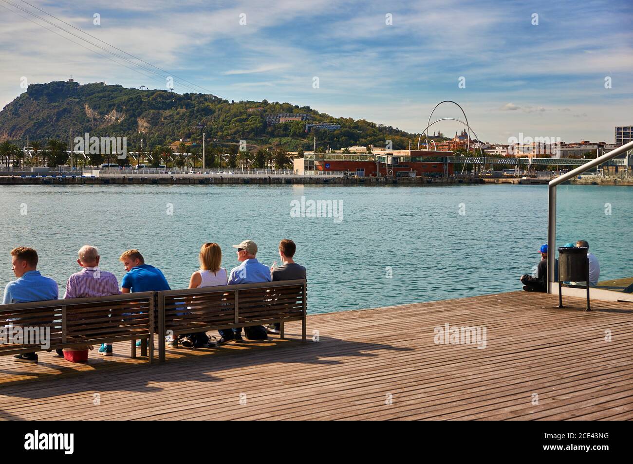 Personnes regardant la Marina à Barcelone, Espagne Banque D'Images
