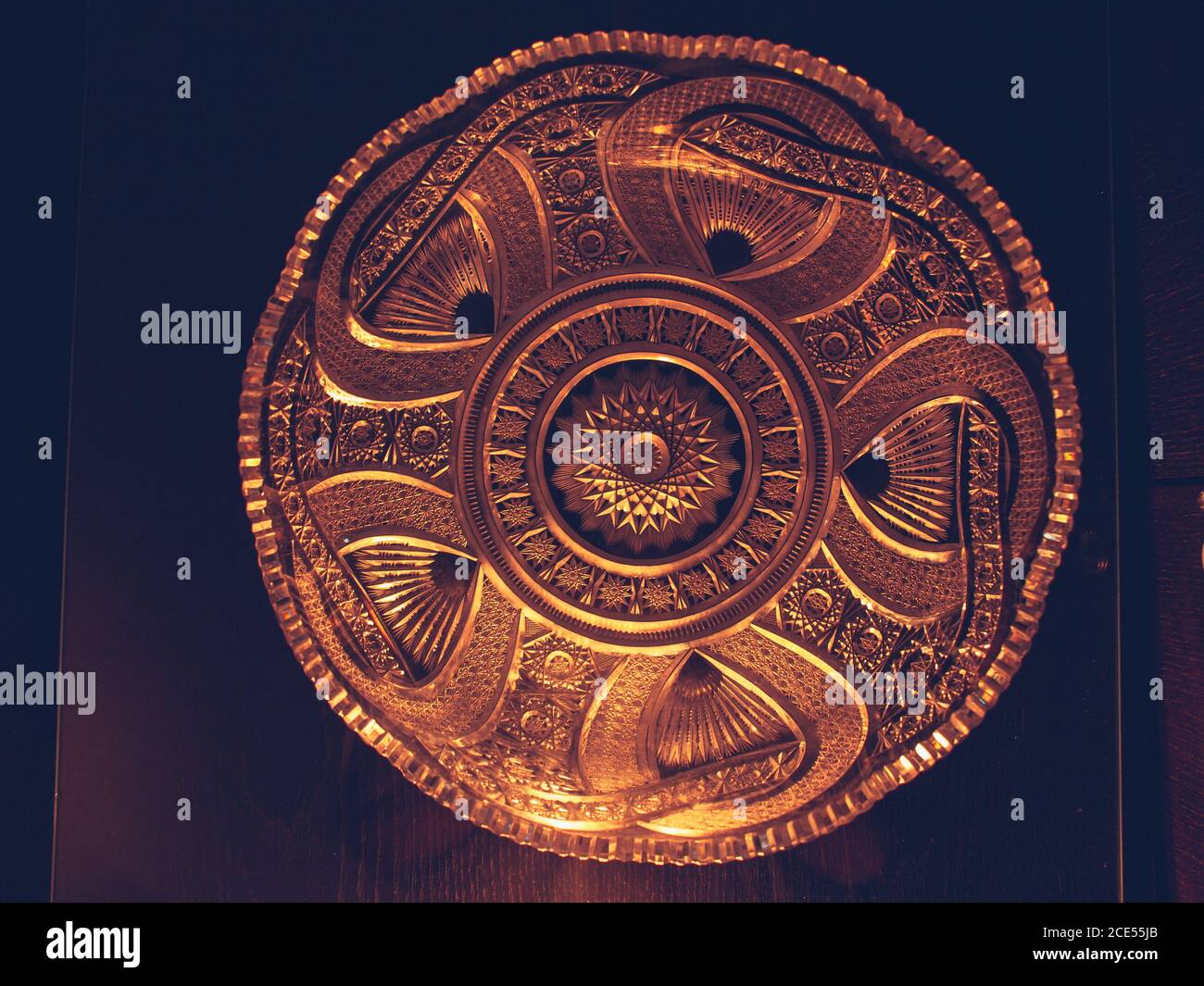 Formes brossées de magnifiques cristaux de plomb coupés à la main Banque D'Images