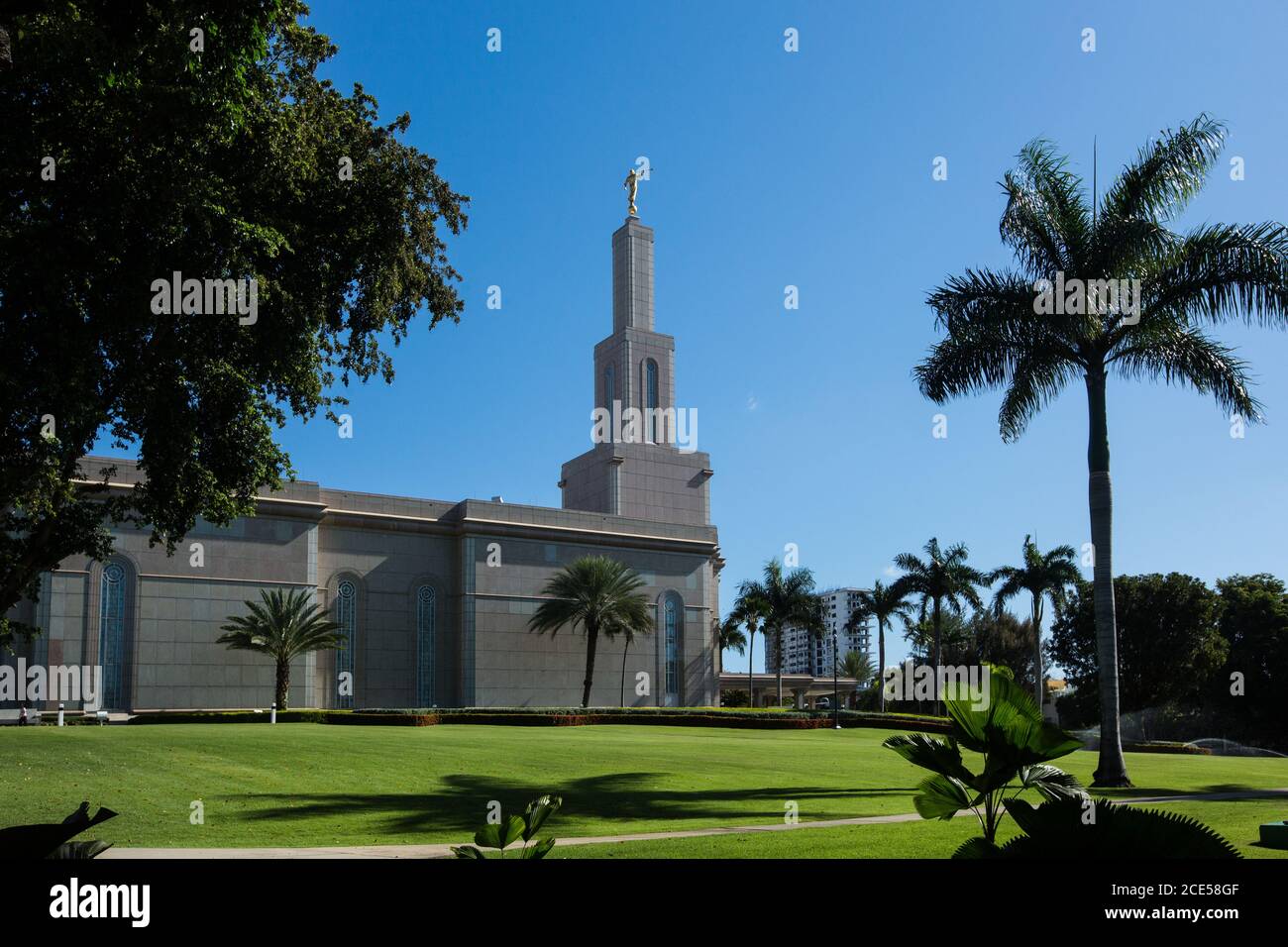 Le temple de Saint-Domingue de l'Église de Jésus-Christ des Saints des derniers jours a été achevé en 2000. Il s'agit du premier LDS ou Banque D'Images