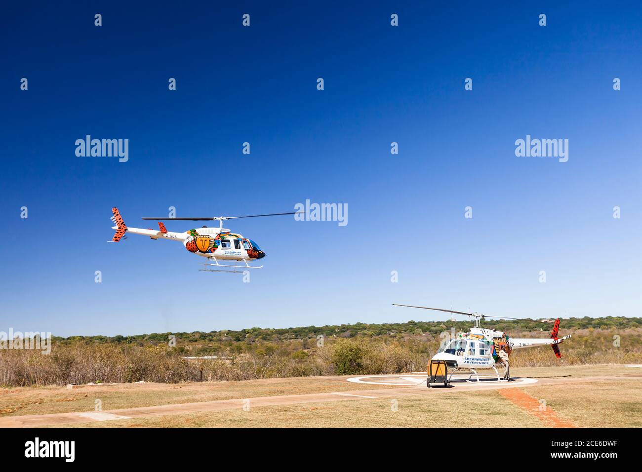 Vol en hélicoptère pour une vue aérienne des chutes Victoria et de la rivière Zambèze, Mosi-oa-Tunya, des chutes Victoria, Matabeleland, Zimbabwe, Afrique Banque D'Images
