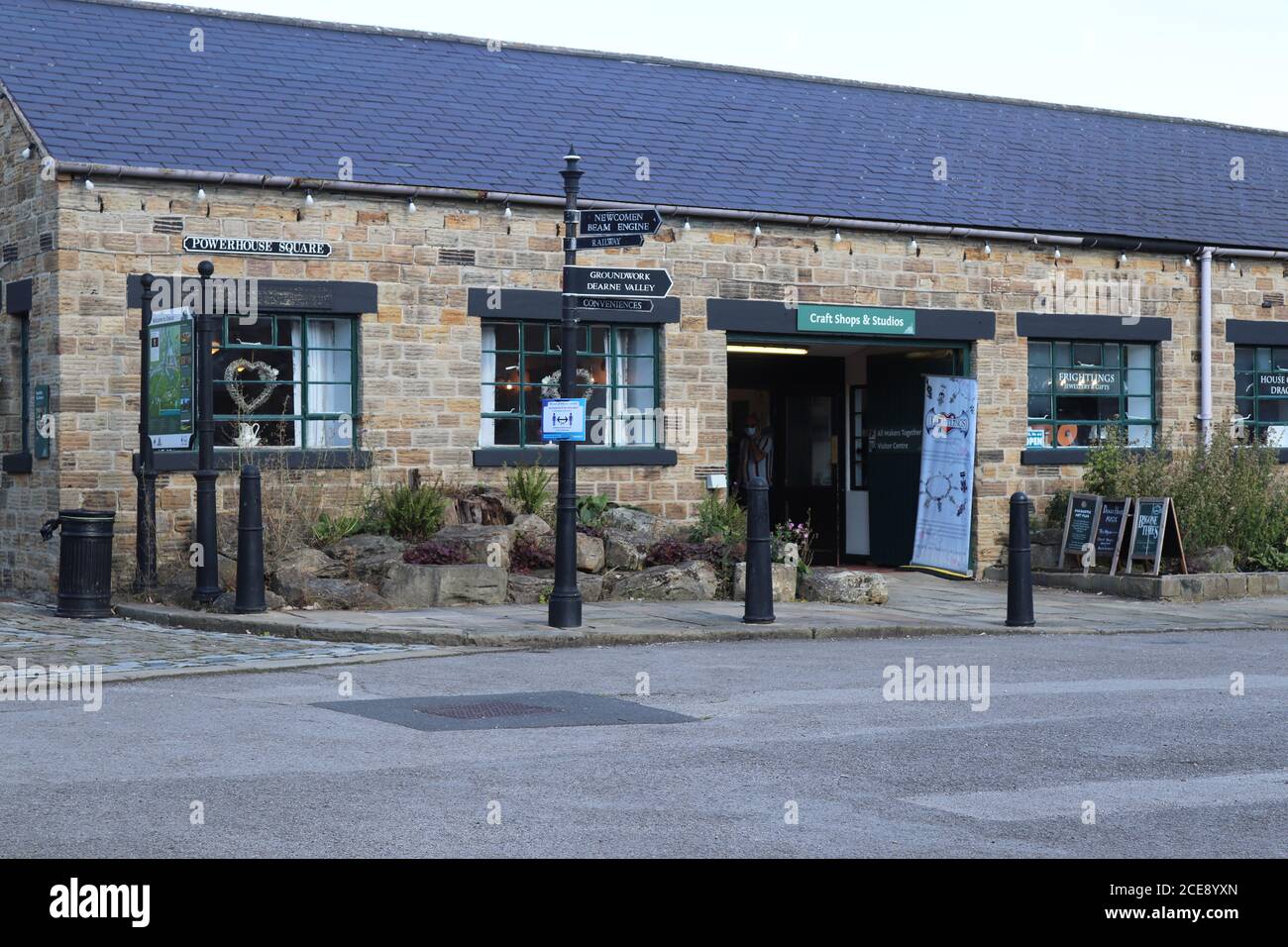MAGASINS DE TRAVAIL ET GALLORIES AU VILLAGE DE CONSERVATION DU XVIIIE SIÈCLE DANS LE CENTRE DU PATRIMOINE D'ELSECAR, À ELSECAR.BARNSLEY, YORKSHIRE DU SUD, ANGLETERRE. Banque D'Images