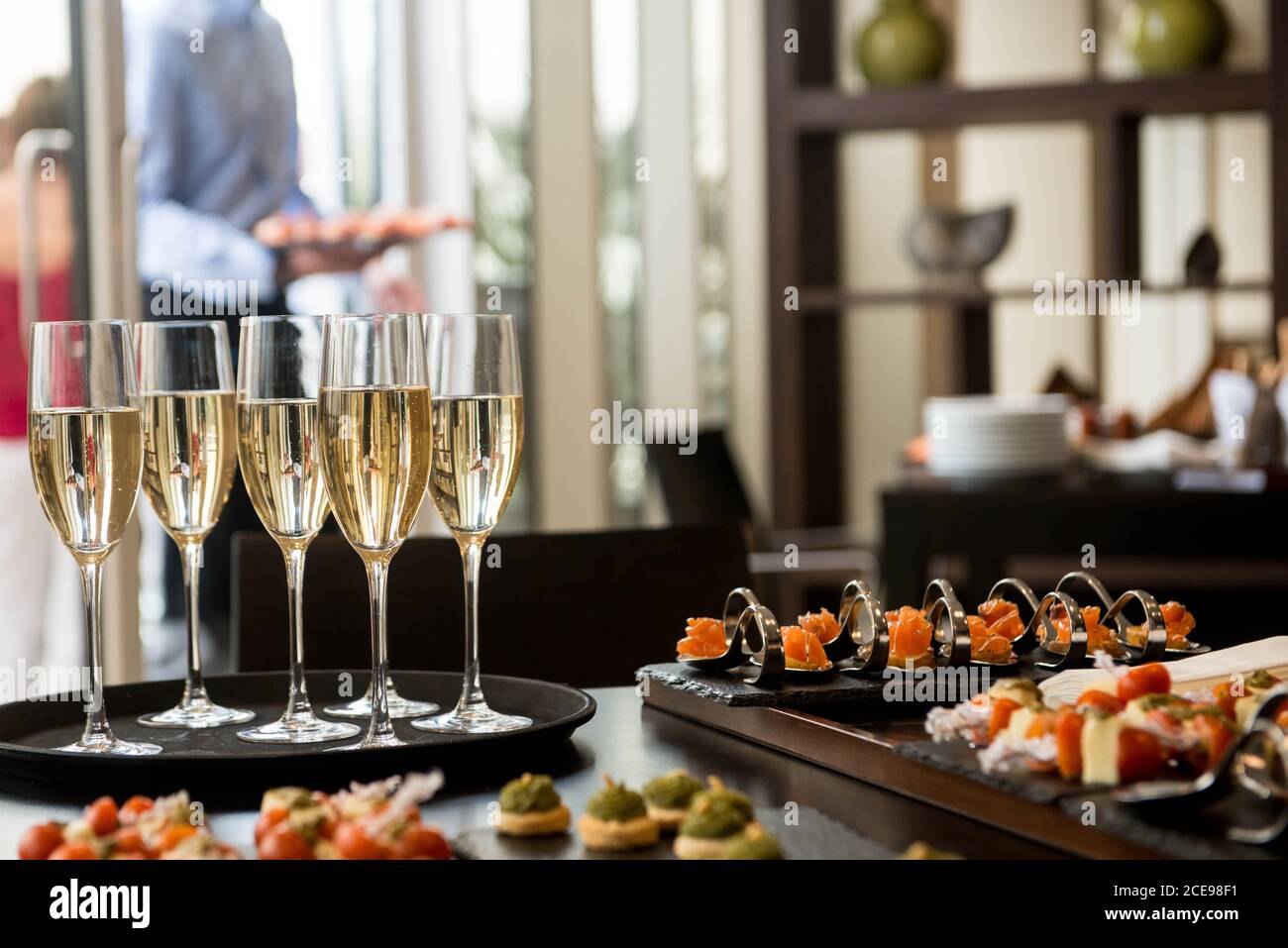 Boissons et canapés pour la réception de mariage Banque D'Images