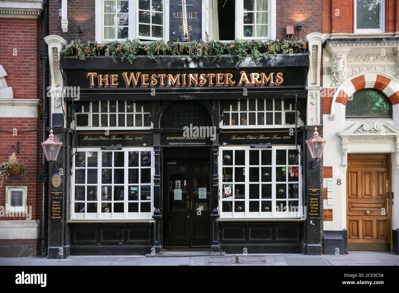 The Westminster Arms Pub, pub anglais traditionnel à St James's, Londres, Angleterre, Royaume-Uni Banque D'Images