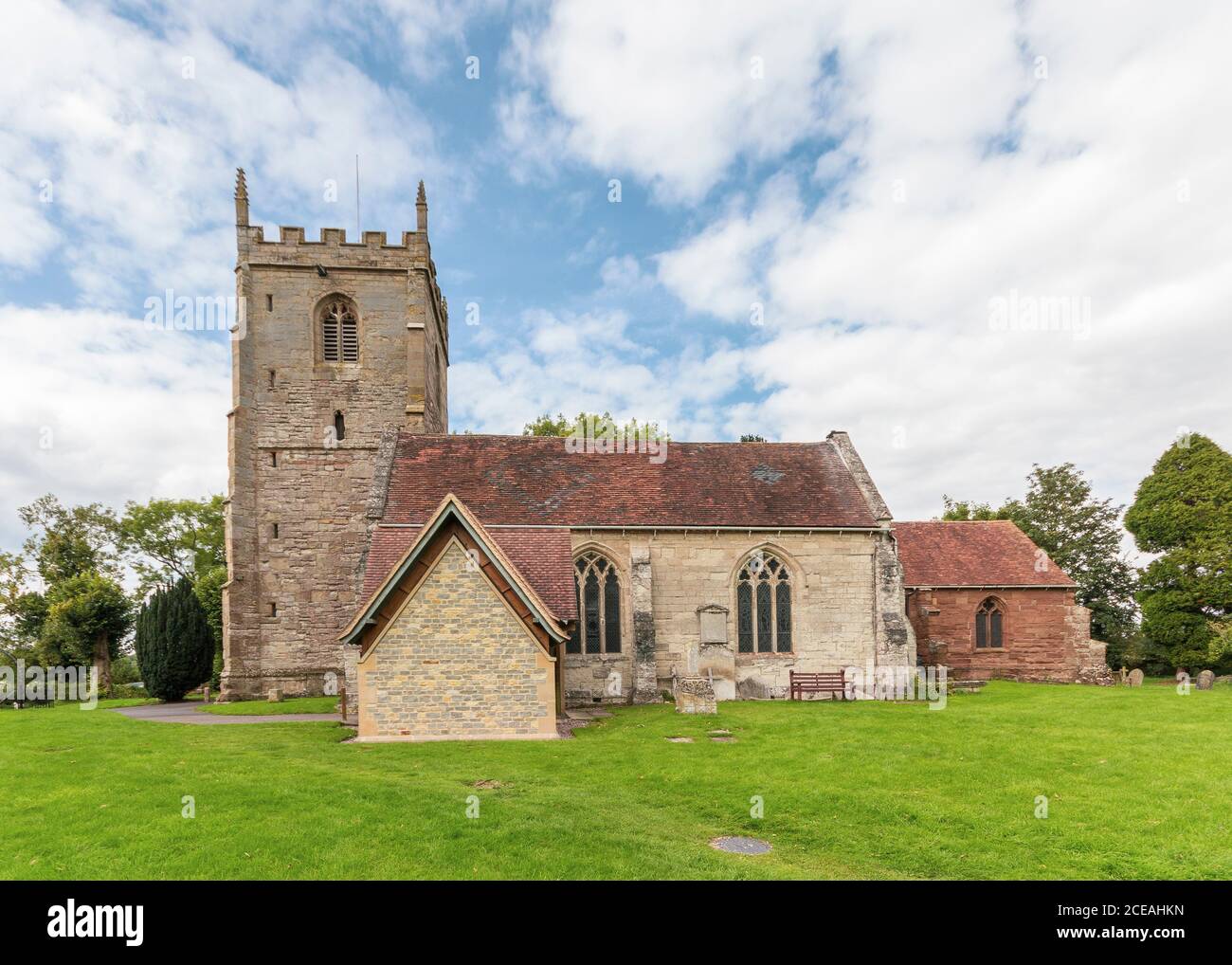 Église de la Nativité Sainte Vierge Marie à Studley, Warwickshire, Angleterre. Banque D'Images