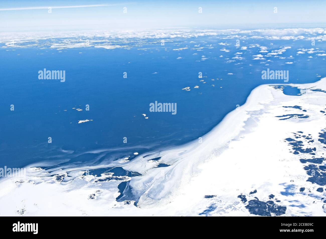 Vue depuis la fenêtre de l'avion Banque D'Images