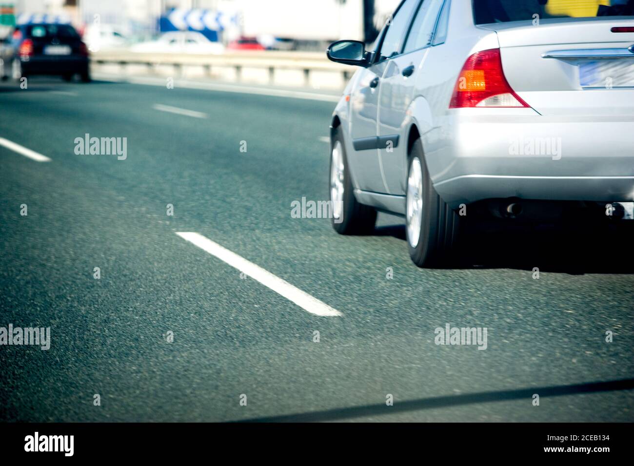 Vue des voitures sur l'autoroute Banque D'Images