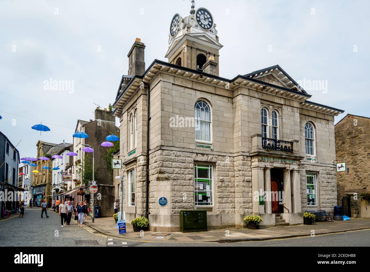 Ulverston 24 août 2020 succursale de banque Lloyds avec signe et Logo dans Ulverston Banque D'Images
