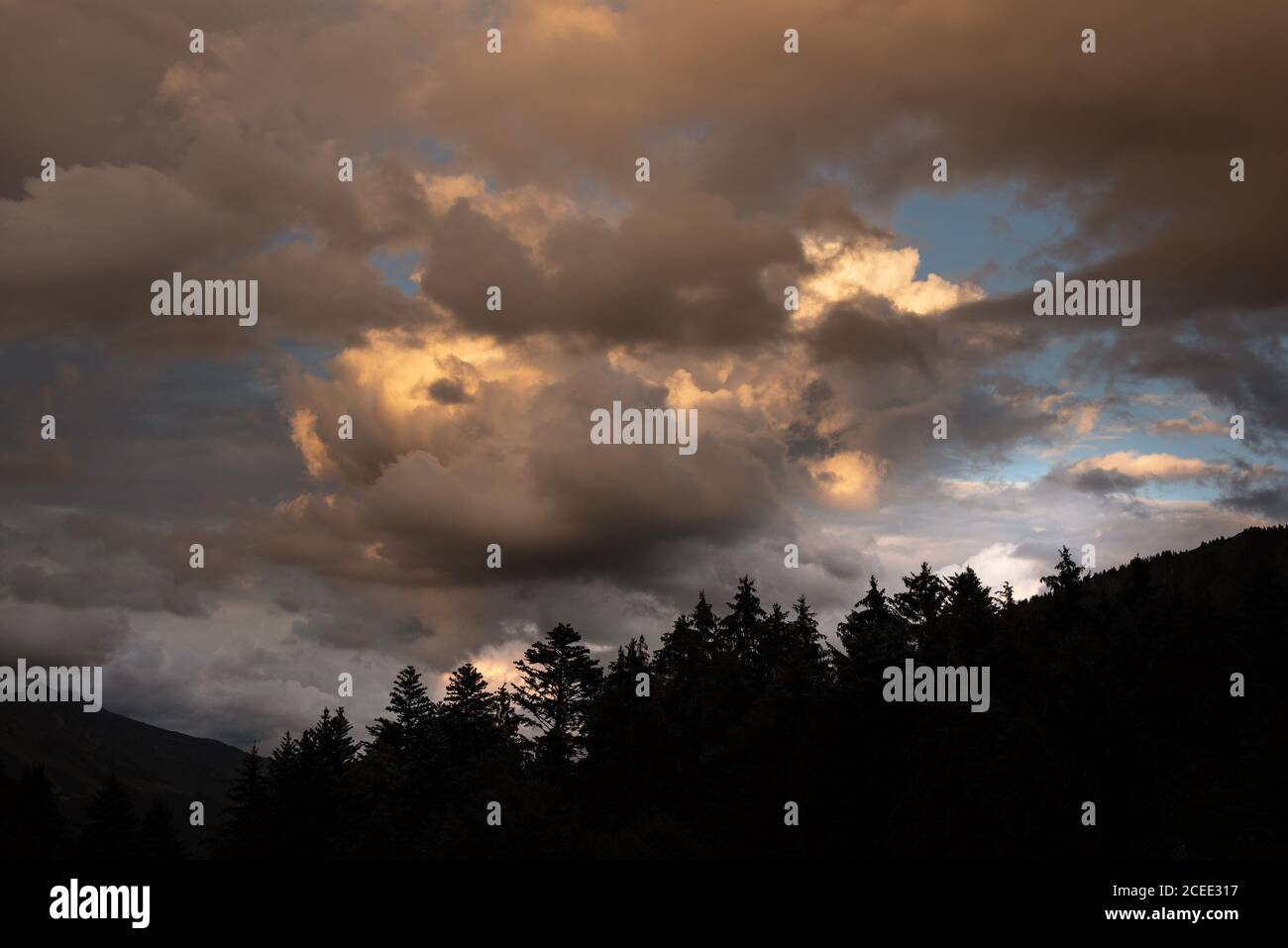 Coucher de soleil sur les Alpes suisses, Suisse Banque D'Images