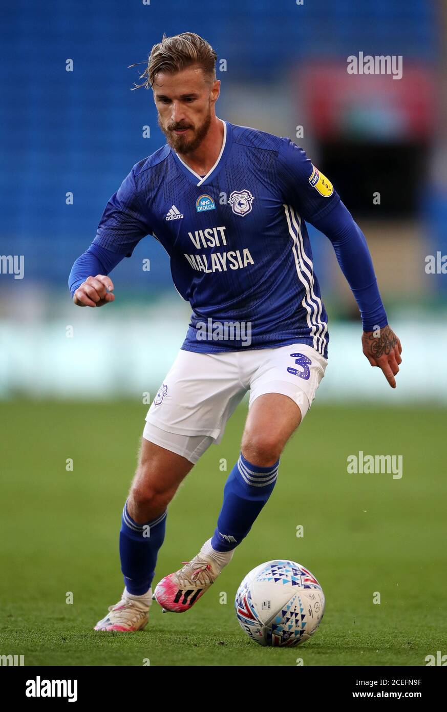 Joe Bennett de Cardiff City lors du match de championnat Sky Bet au stade de Cardiff City, à Cardiff. Banque D'Images