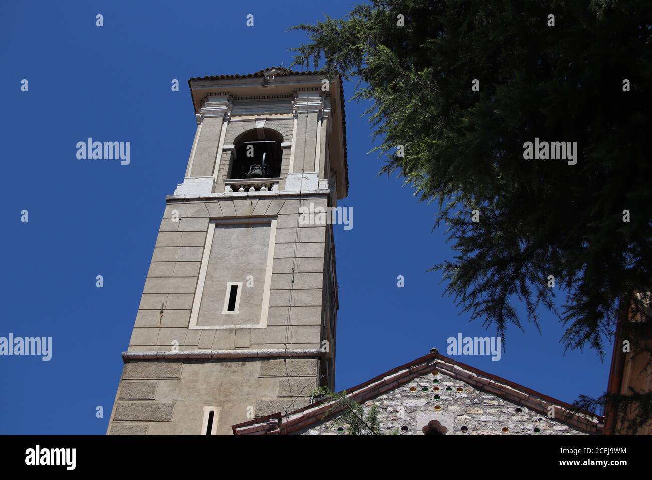 Détail architectural de l'église de Gargnano petit village sur Garda lac en Italie Banque D'Images
