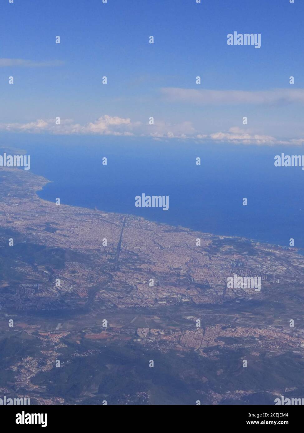 Vue aérienne de Barcelone. Vue sur la ville depuis le ciel. Verticale Banque D'Images