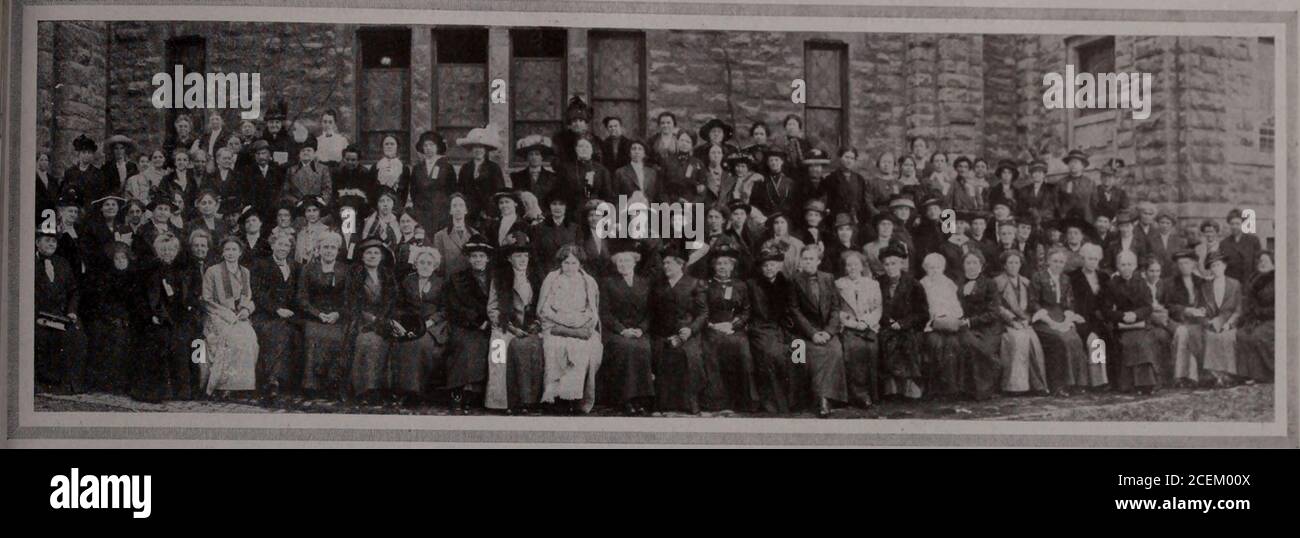 . Christian Herald. L'expédition de 15.000 fusils était attendue quotidiennement par les Fédaraux à Vera Cruz. Notes générales —AcconraNO TN tiik i . le sapin«t j-ear de la parcelle pout yirldcti u i M. ce sont autour IlKurpo. Bien sûr: Mais Hnce» sont faits, l'expérience sera montré pour se trouver une maitiiiticent succinena. —un EARTHQfAKP ovrrthiTw la ville d'Abancay. Peru, onNovember T. & gt; o Hundred persona and rcn- derinu thoUM cay in an important !&lt;u«RBR Center with u , , ,   —SBRRZTARY Lanr of the Interior Department« ha a«ked th«jPresident to retire certaines terres pour le propoMd Denver JMountain Park, Colorado, Colorado, Banque D'Images