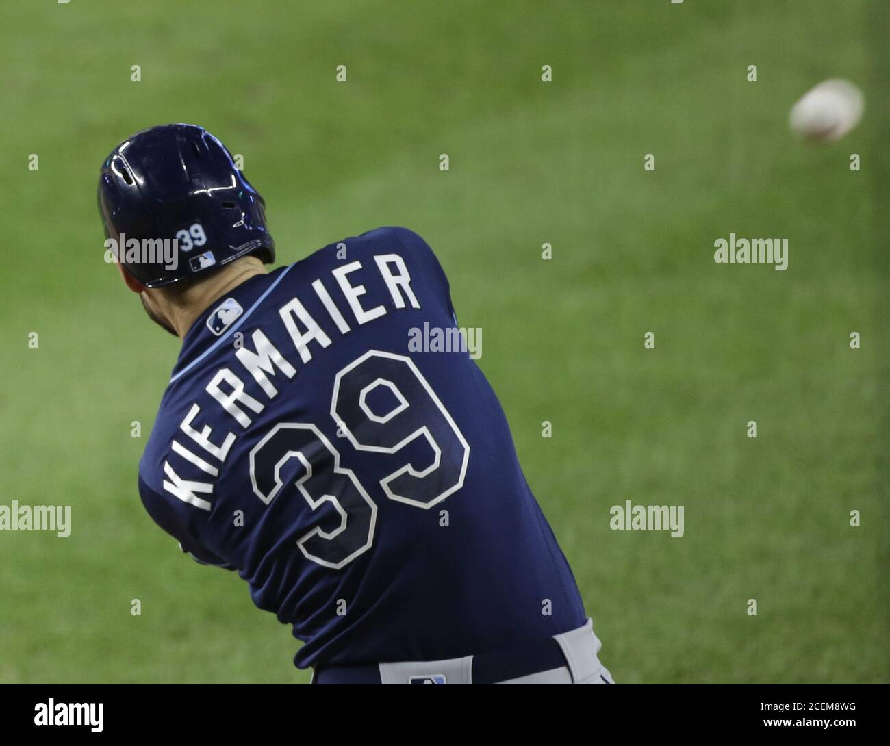 Bronx, États-Unis. 1er septembre 2020. Tampa Bay Rays Kevin Kiermaier a fait une course à domicile à 2-run dans le 5ème repas contre les New York Yankees au Yankee Stadium le mardi 1er septembre 2020 à New York City. Photo de John Angelillo/UPI crédit: UPI/Alay Live News Banque D'Images