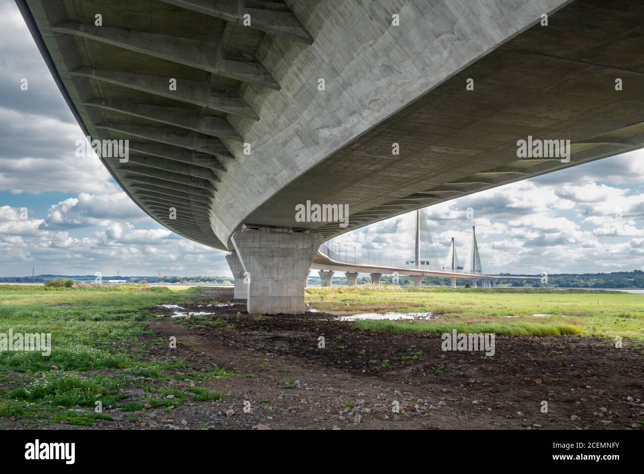 01.09.2020 le pont Mersey Gateway est un pont à péage entre Runcorn et Widnes, à Cheshire, en Angleterre, qui traverse la rivière Mersey et le Manchester Banque D'Images