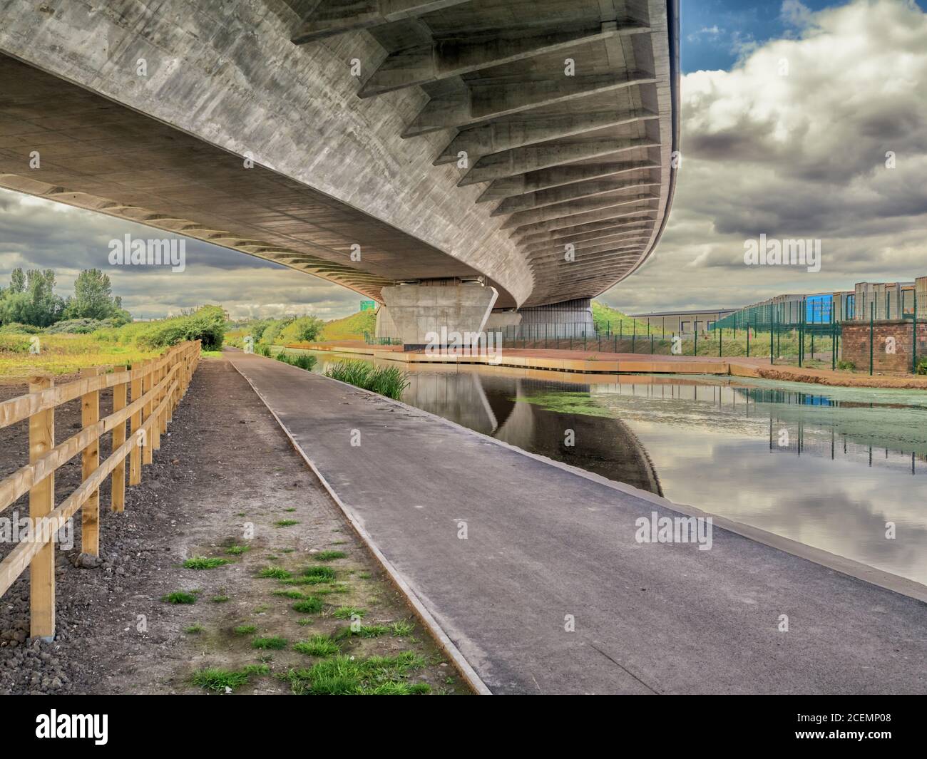 01.09.2020 le pont Mersey Gateway est un pont à péage entre Runcorn et Widnes, à Cheshire, en Angleterre, qui traverse la rivière Mersey et le Manchester Banque D'Images