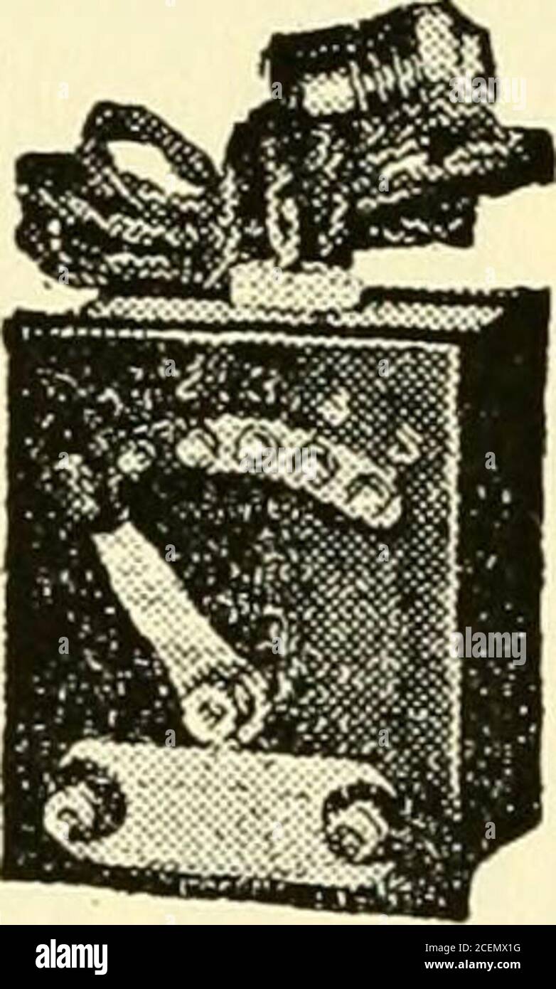 . The World almanac and encyclopédie. ReANKirN uutitoteMITS^ GocHmEi, n. t. lmm»di-t ély. .^^^ eotitlea tbo ModAf à i«cked. COUPON Hilhmlljll commis [UDO IT Jim ...rottoffict Clerii.■.Postiiflln Cirrlsr.■.Ihnl Mill Cirrl«r.■.CnkkiiMR Najno Addtew. «M tl J12TO WO b tingtsw to jingm i> tiaoo ...CBsttnshislalUiia rttHShtlSDI).. IDleroal Rnimi MSO lo tItSO .. Stiiwjraoiitf [{saototisn ...CIcillllieDtiiDtiiwso Ku* WITO* WISOYT* WISOYT*. TRANSFOOKMEB Heres un vrai plaisir pour chaque garçon à sang rouge! Les jouets électriques — une douzaine à la fois — peuvent être gérés à partir du lectr Banque D'Images