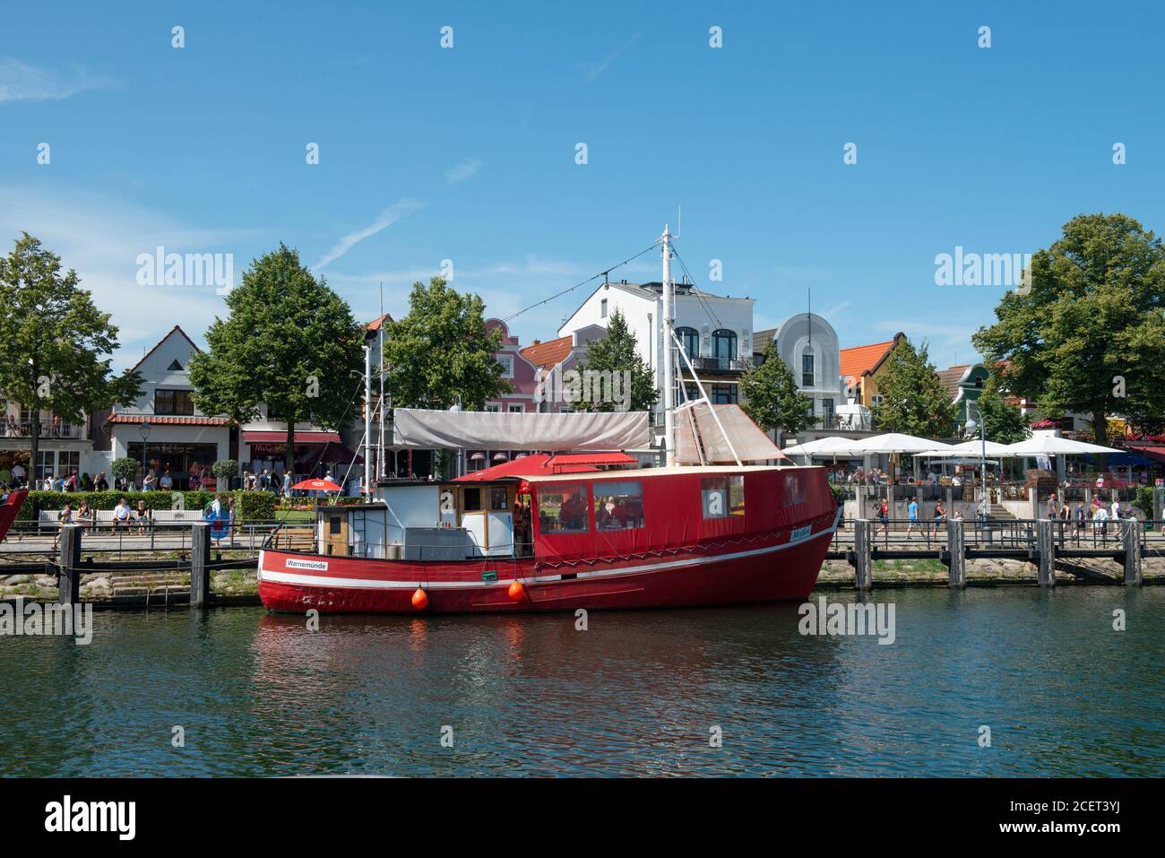 Bateaux de pêche sur la jetée Banque D'Images