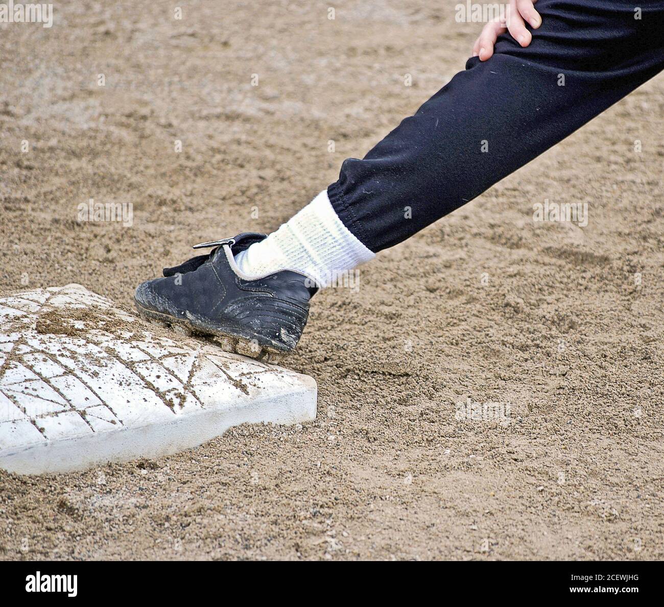 gros plan du pied du joueur de baseball sur la première base Banque D'Images