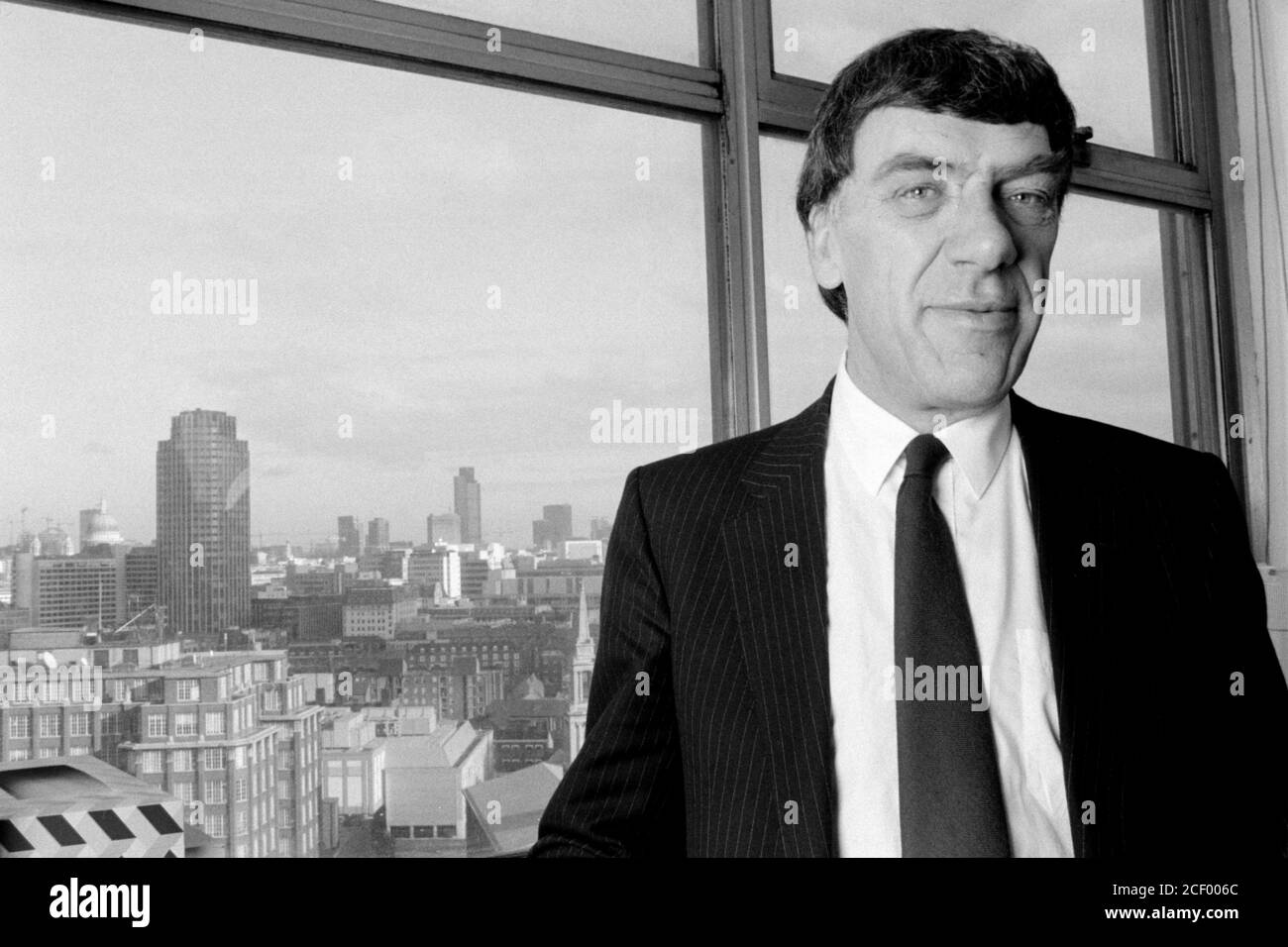 Eric Bolton - HM Inspecteur en chef des écoles, Elizabeth House, Waterloo. Londres. 05 décembre 1989. Photo: Neil Turner Banque D'Images