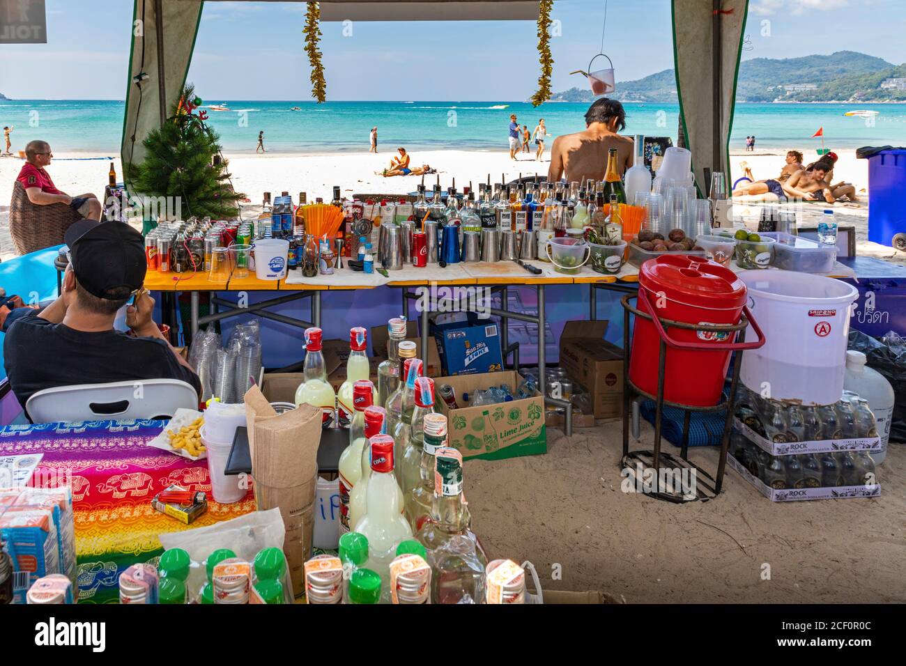 Bar de plage sur le sable à Patong, Phuket, Thaïlande Banque D'Images