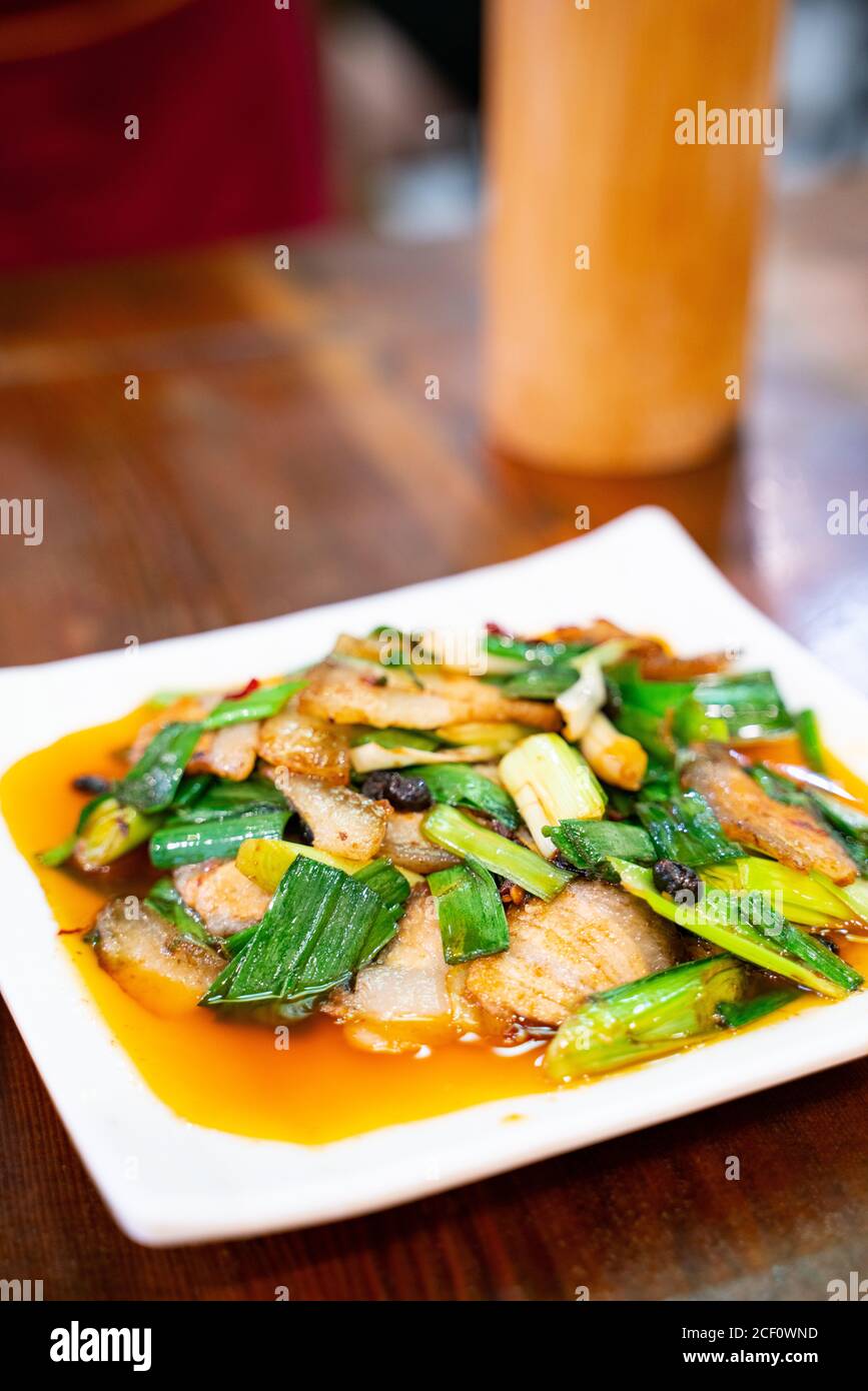 Porc double cuit, plat traditionnel du Sichuan. Banque D'Images