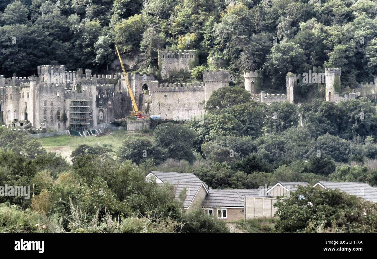 Le château de Gwrych étant préparé pour le tournage de crédit Ian fairbrother/Alamy stock photos Banque D'Images