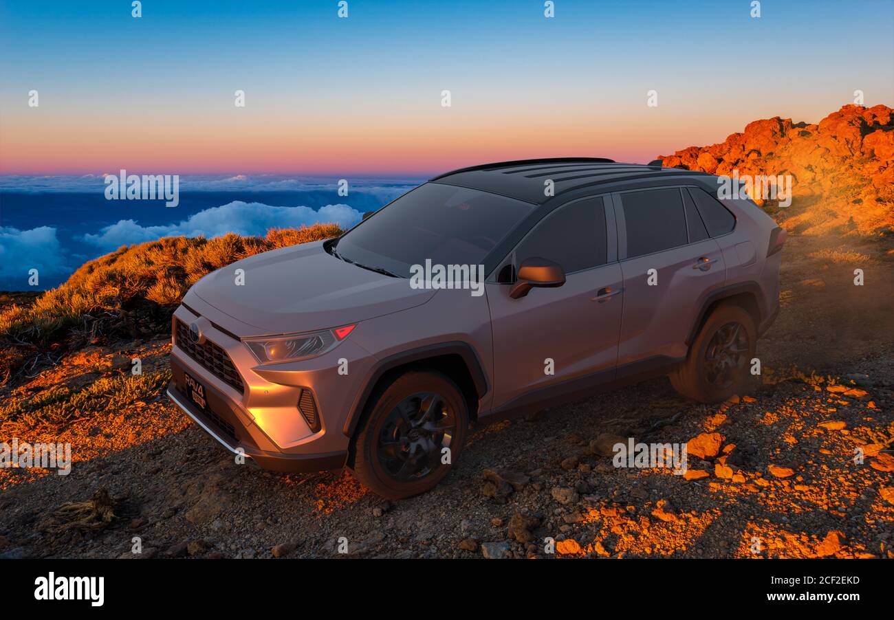 La nouvelle Toyota RAV4 en conduite dans des terrains extrêmes Banque D'Images