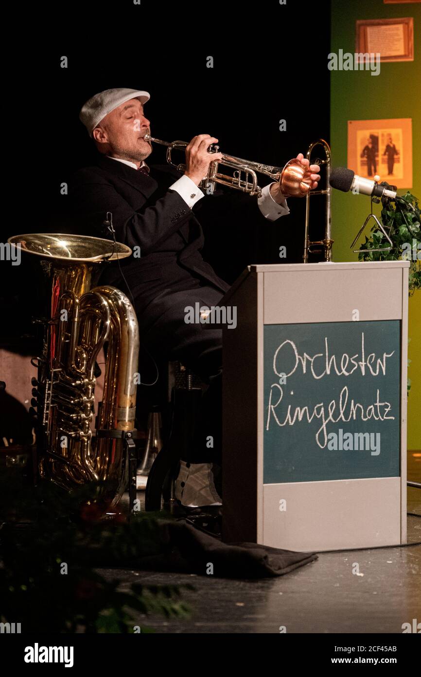 Micha Winkler, Gartengeflüster - Text miez Musik im Dresdner FriedrichstaTT Palast, 02.09.2020 Banque D'Images