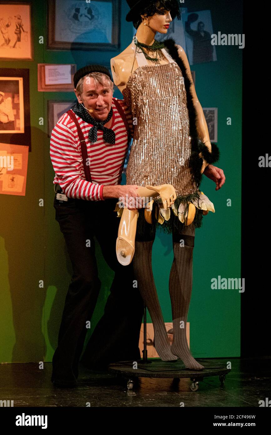 Thomas Schuch, Gartengeflüster - Text miez Musik im Dresdner FriedrichstaTT Palast, 02.09.2020 Banque D'Images