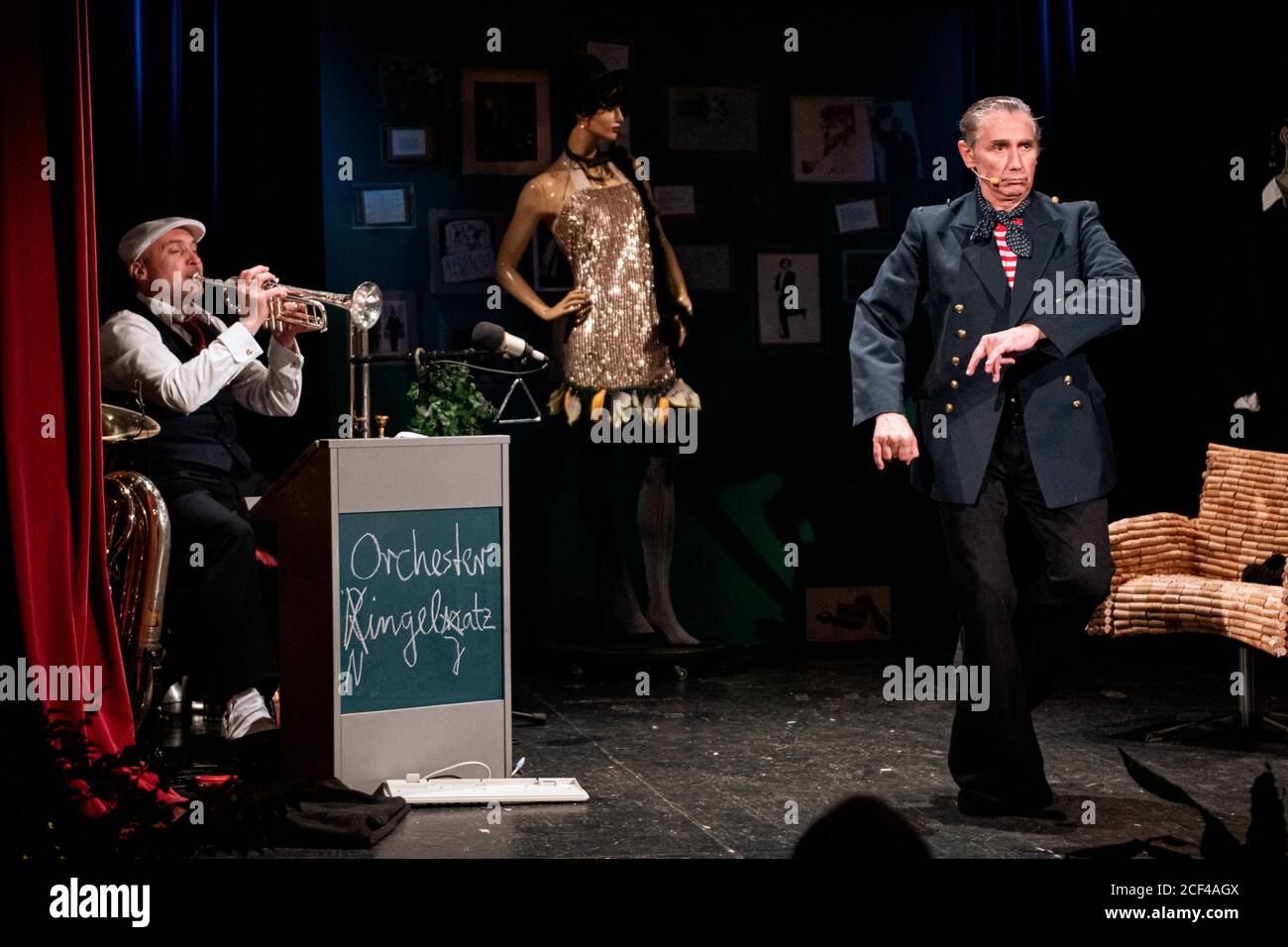 Micha Winkler und Thomas Schuch, Gartengegflüster - Text miez Musik im Dresdner FriedrichstaTT Palast, 02.09.2020 Banque D'Images