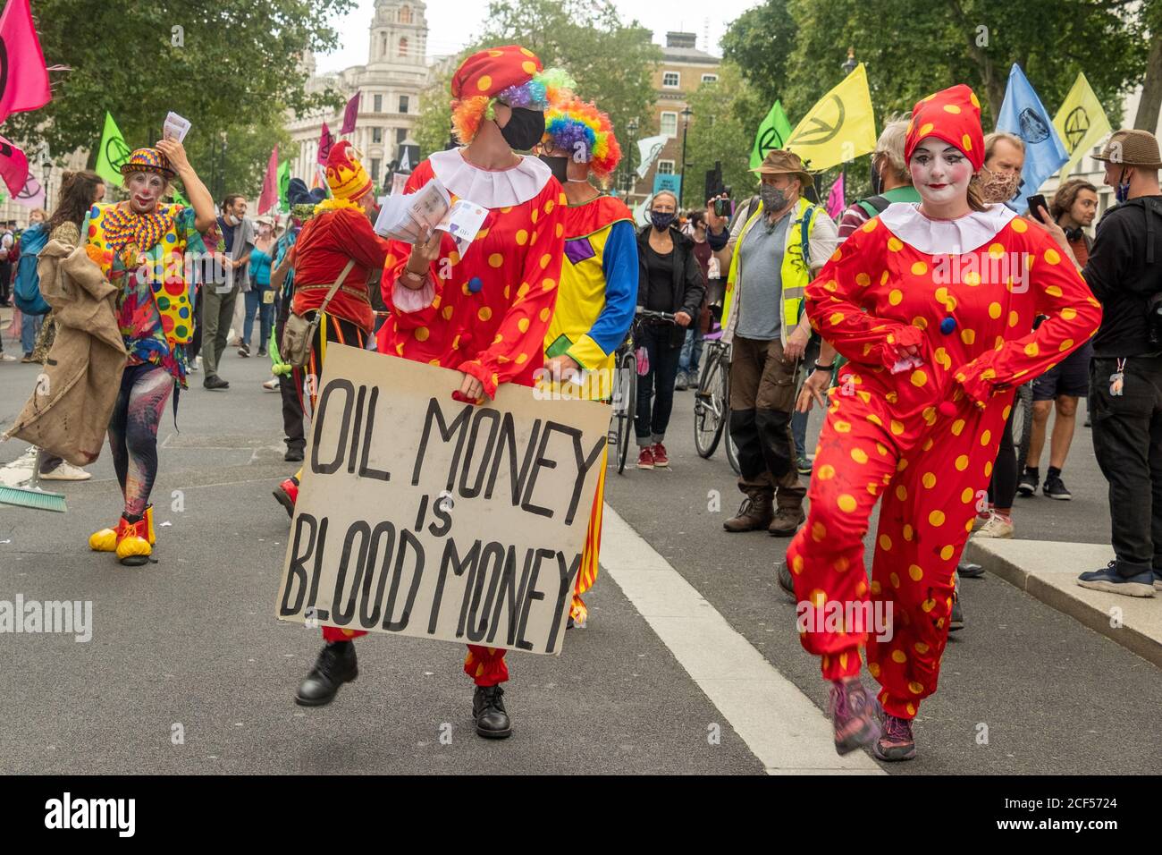 Londres - septembre 2020 : manifestations de la rébellion de l'extinction dans le centre de Londres en campagne sur les questions de changement climatique Banque D'Images