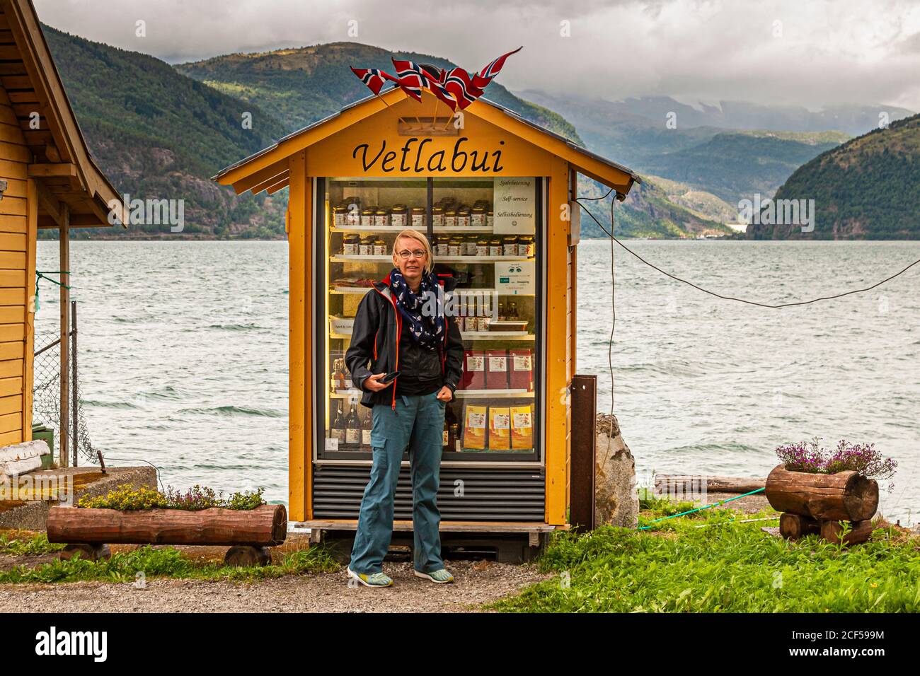 Magasin d'alimentation en libre-service à distance à Stryn, Norvège Banque D'Images