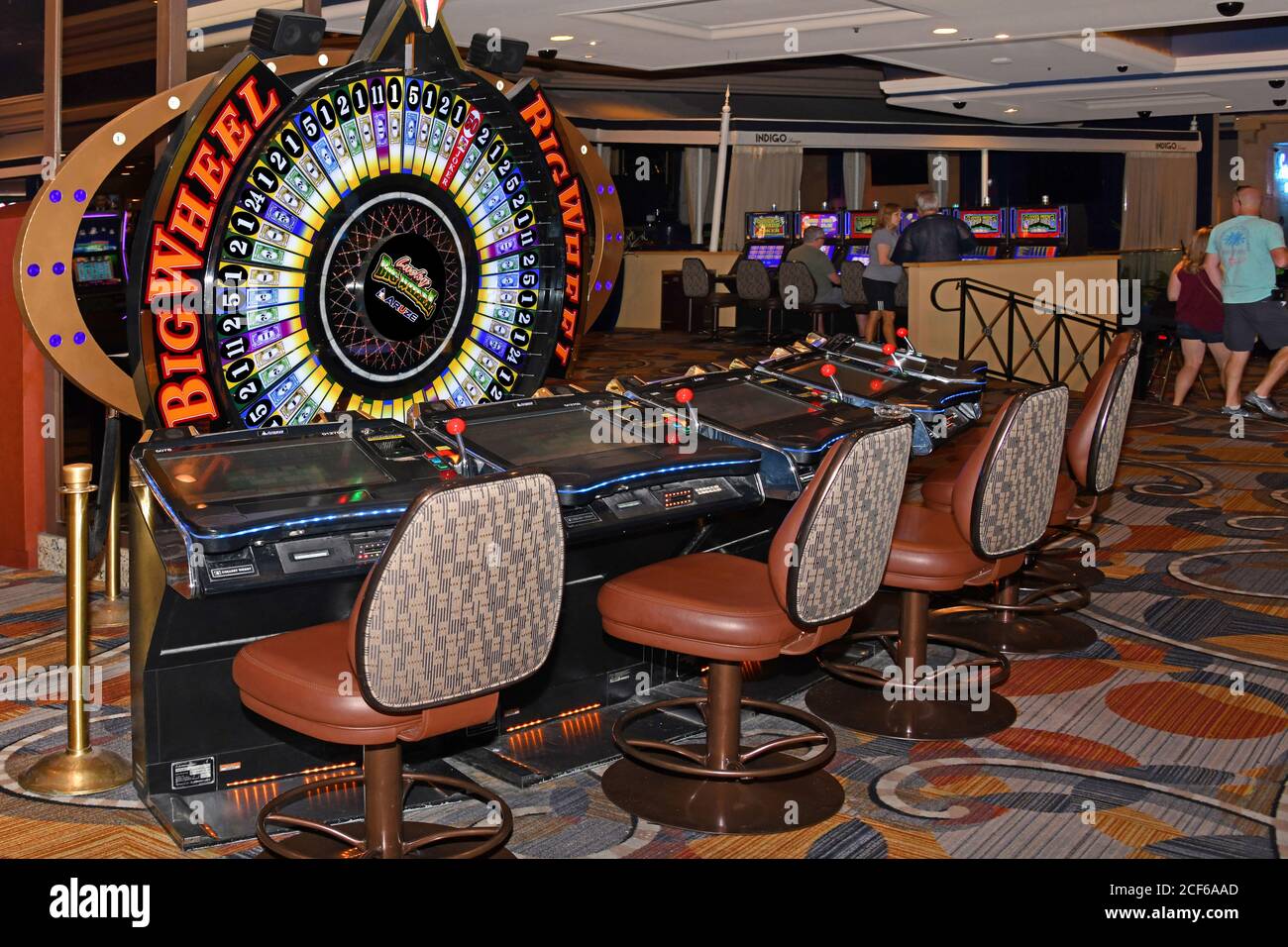 Las Vegas NV, USA 09-26-18 la Grande roue utilise normalement 5 chaises et  est un jeu de casino populaire à l'hôtel Bally connu pour ses gros gains  Photo Stock - Alamy