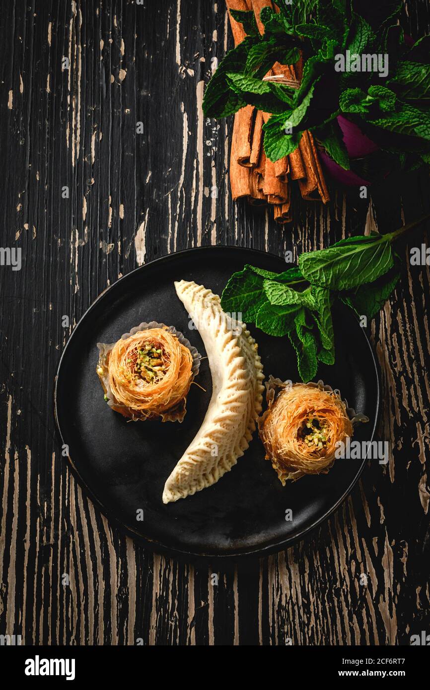 Traditionnel halal arabe maison doux maison, typique du Ramadan et de l'Eid Banque D'Images