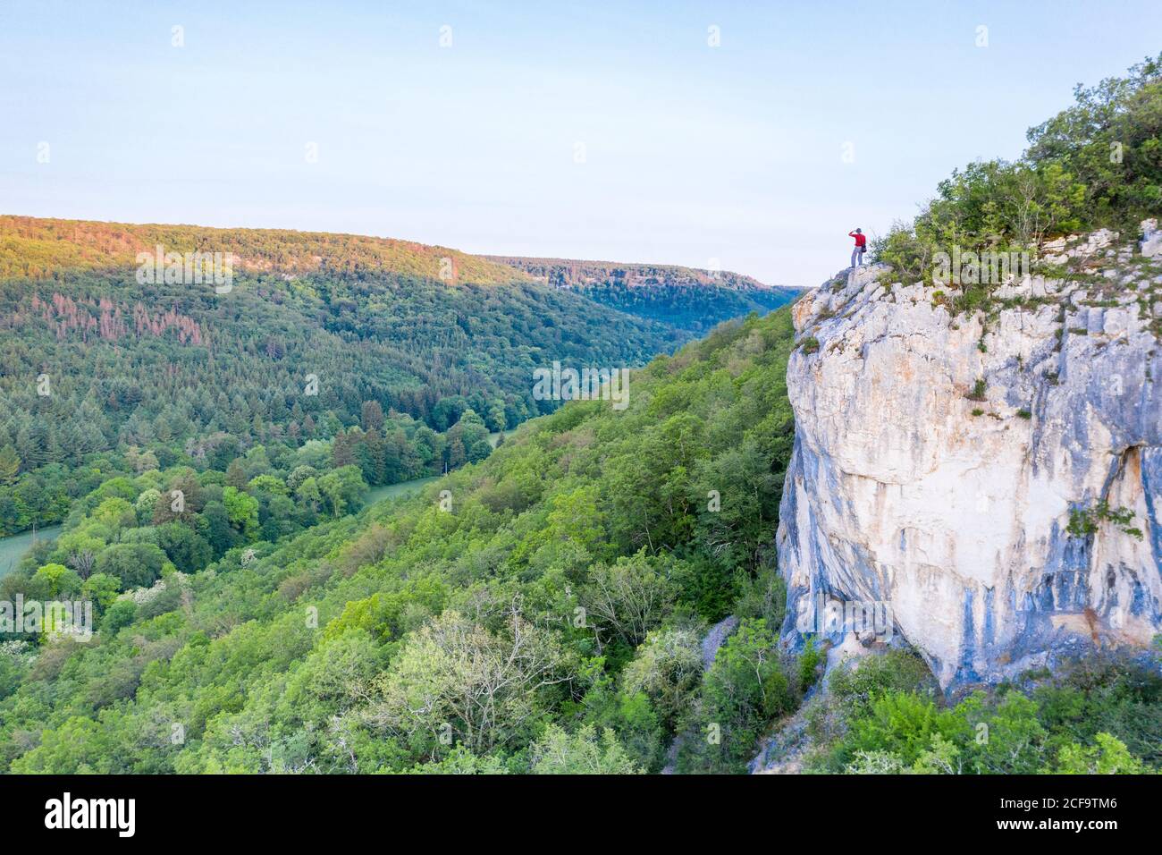 France, Côte d’Or, Réserve naturelle régionale de Val Suzon, Messigny et Vantoux, Foret Domaniale de Val Suzon (vue aérienne) // France, Côte d’Or (21), rés Banque D'Images France, Côte d’Or, Réserve naturelle régionale de Val Suzon, Messigny et Vantoux, Foret Domaniale de Val Suzon (vue aérienne) // France, Côte d’Or (21), rés Banque D'Images